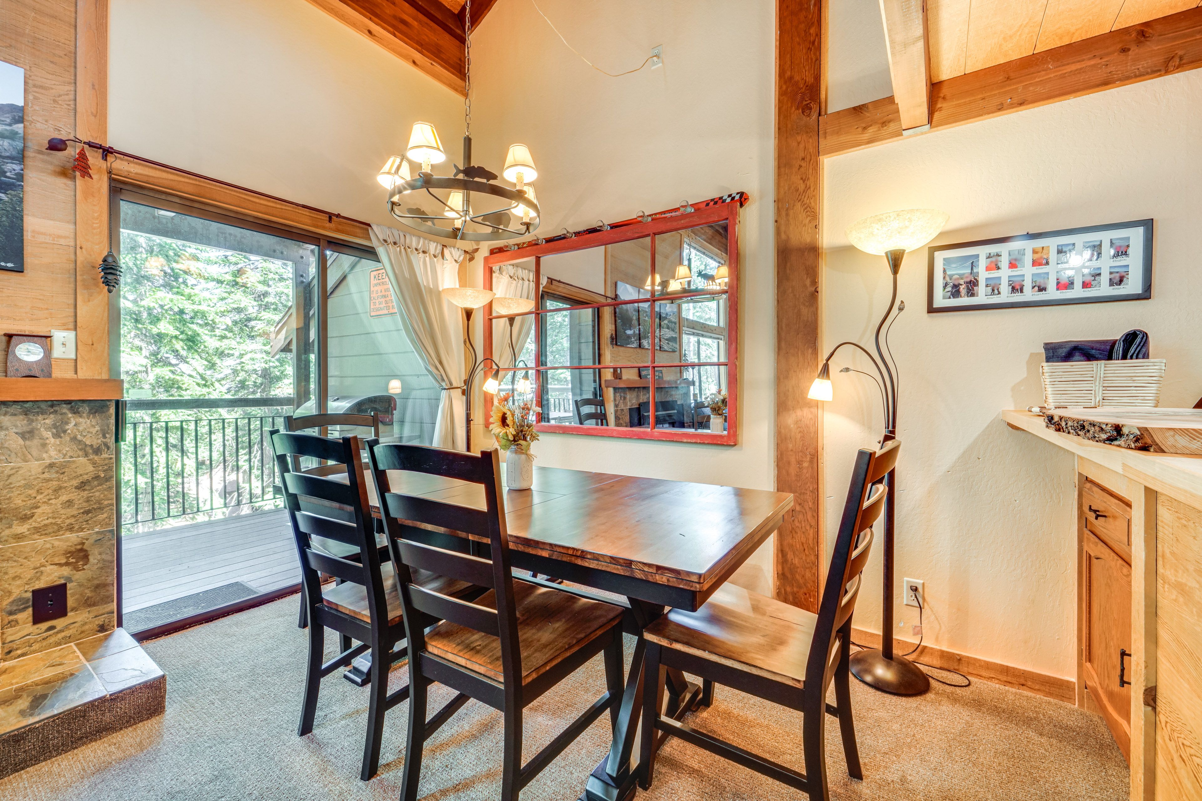 Dining Table | Main Level