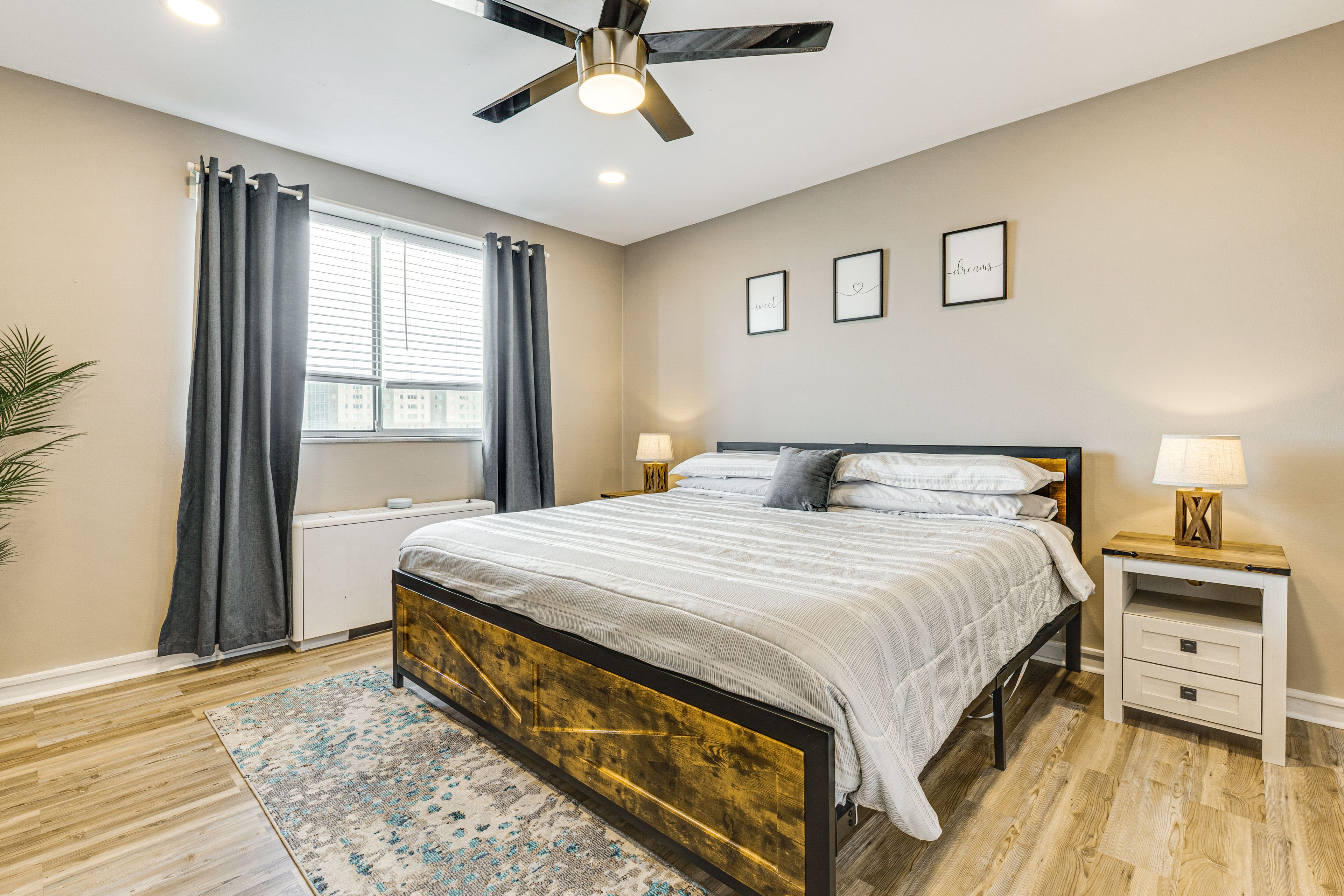 Bedroom 1 | King Bed | Linens Provided