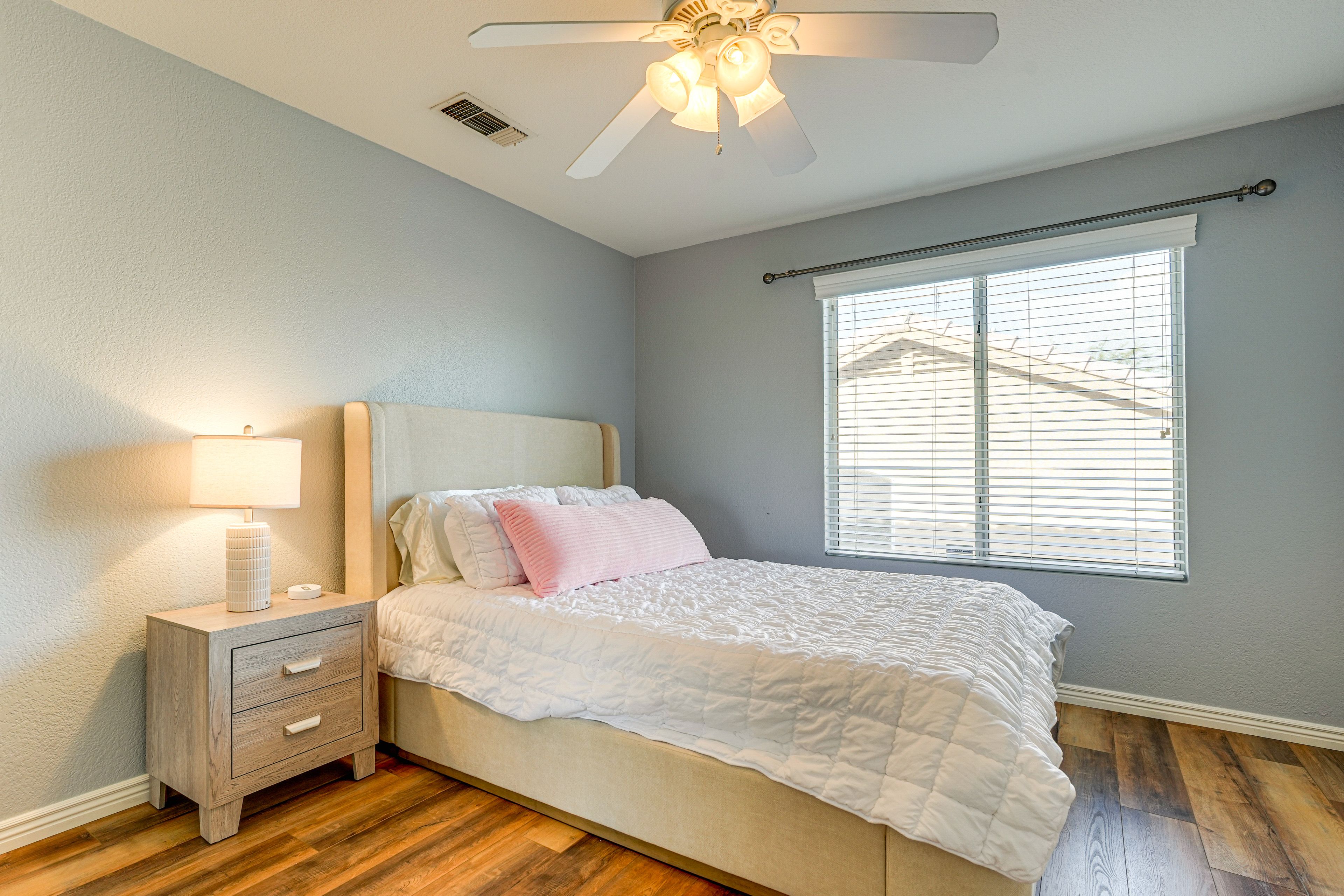 Bedroom 2 | 2nd Floor | Queen Bed