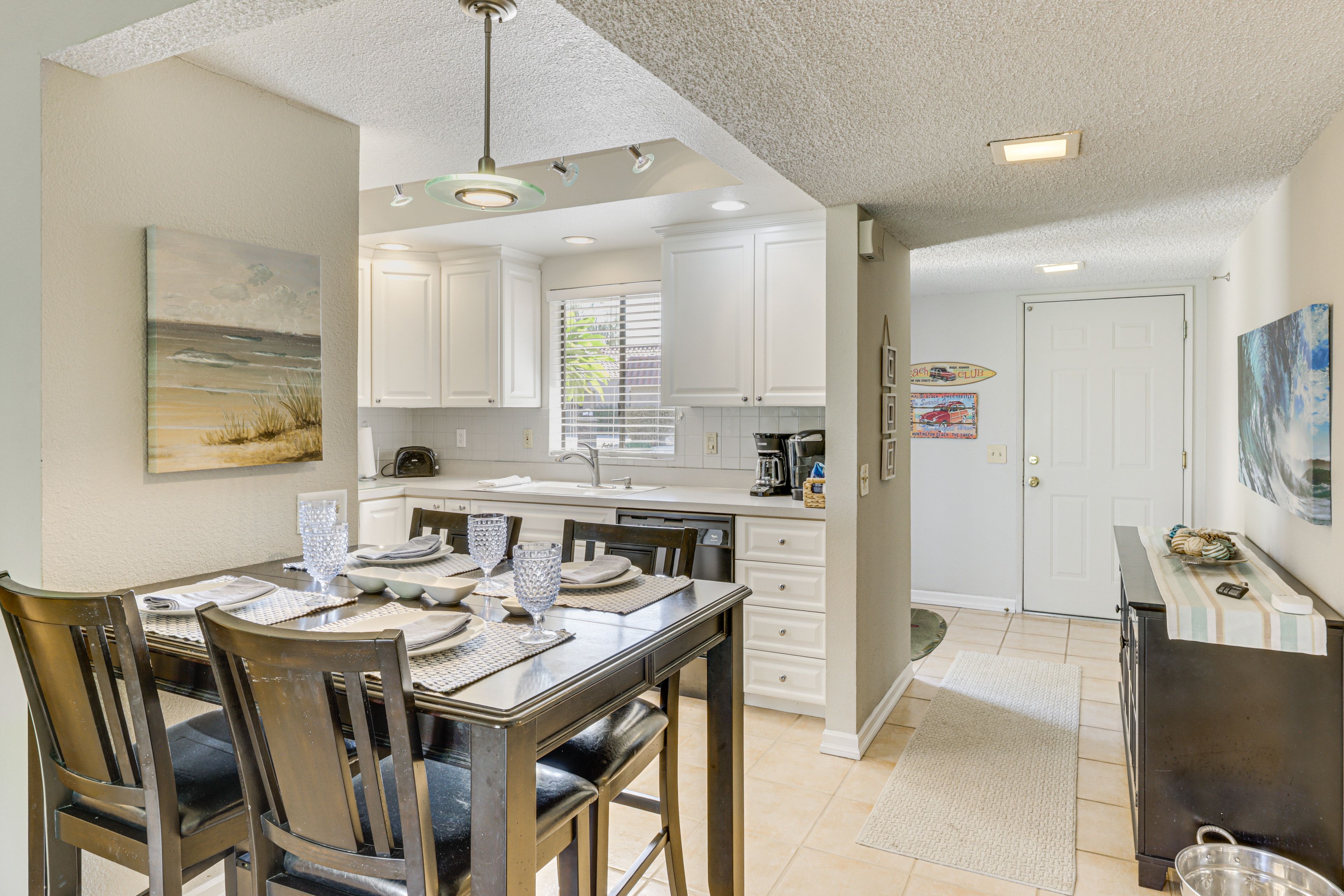 Kitchen | Dining Area | Cooking Basics