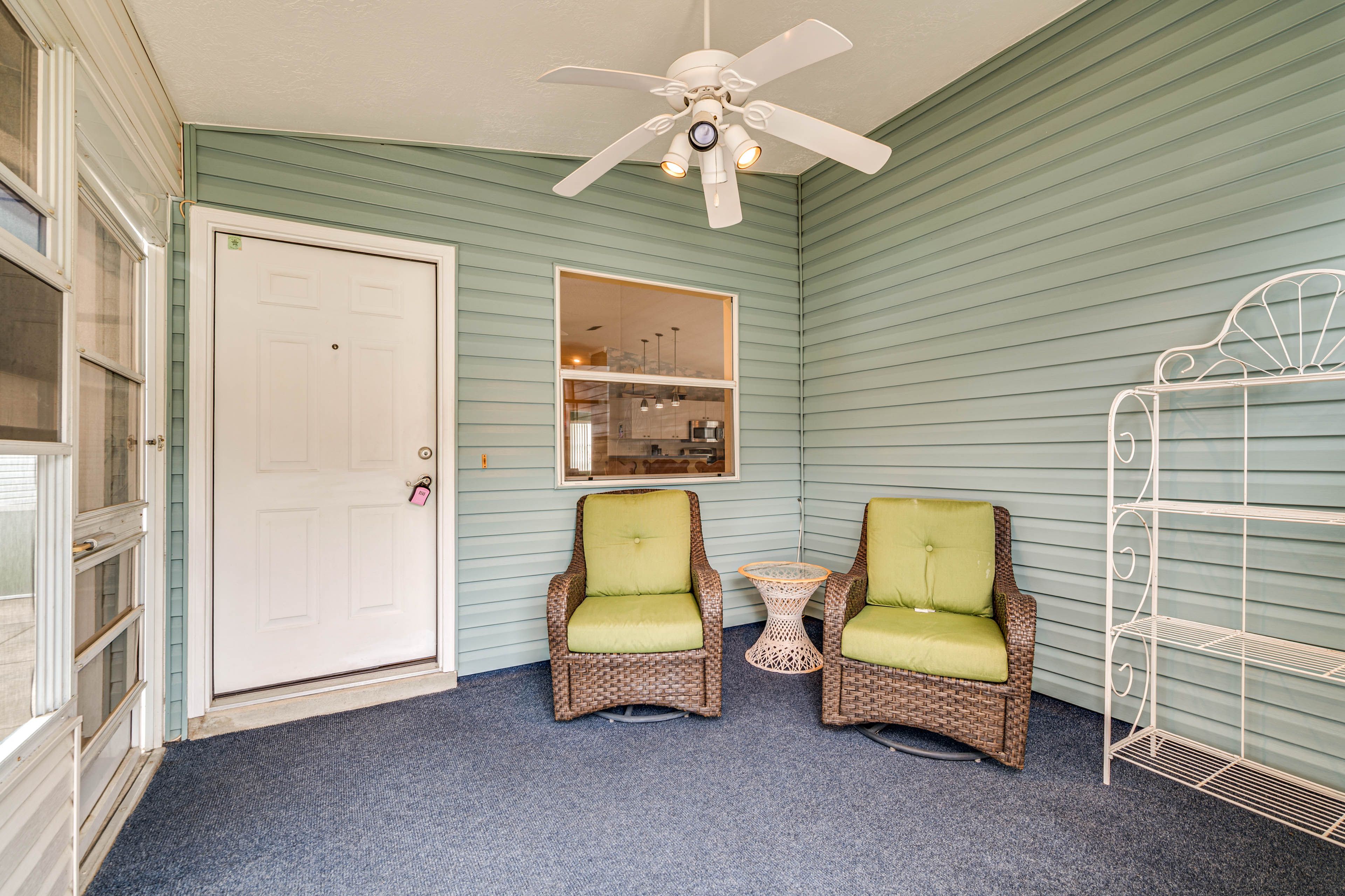 Sunroom | Front Entry