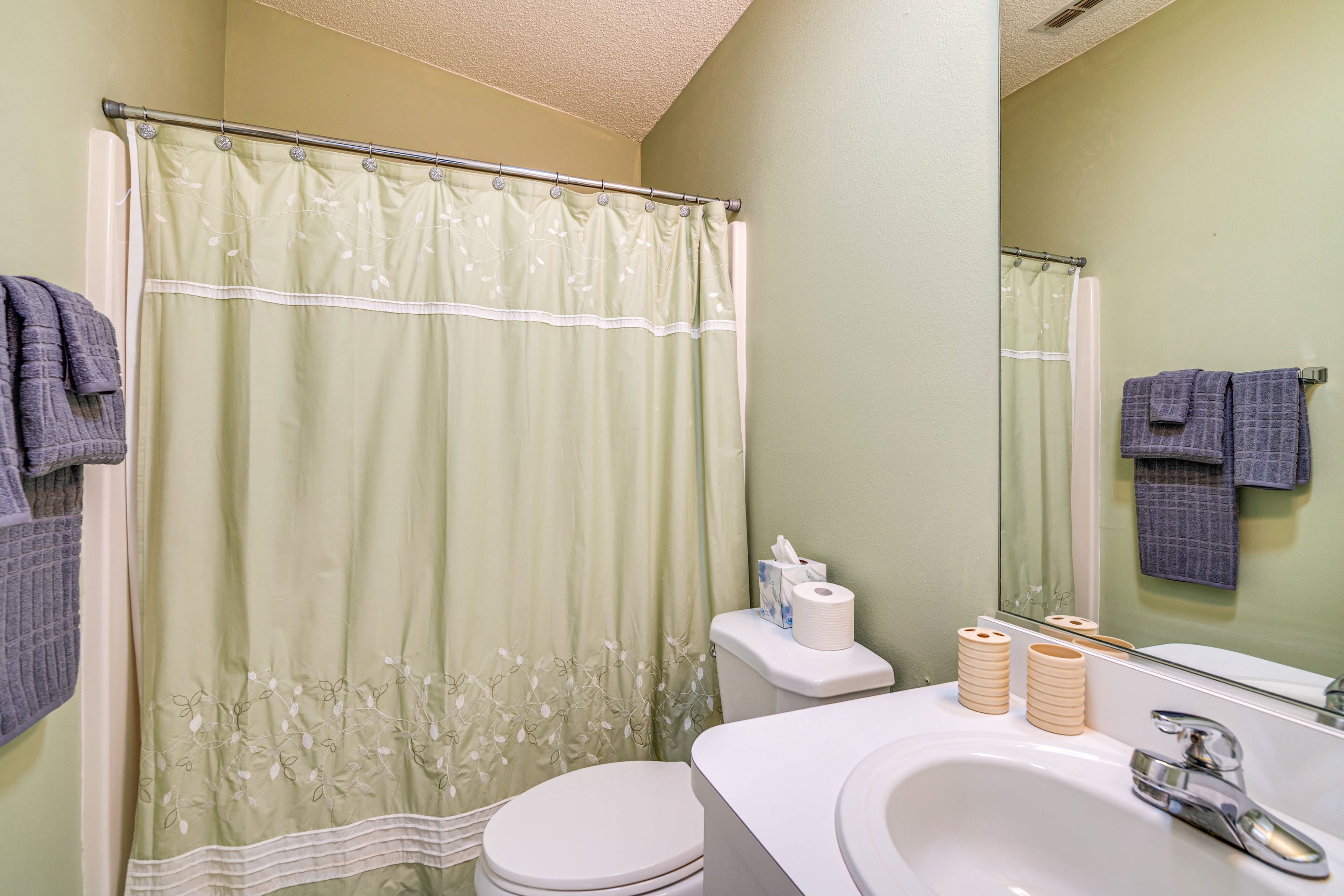 Full Bathroom