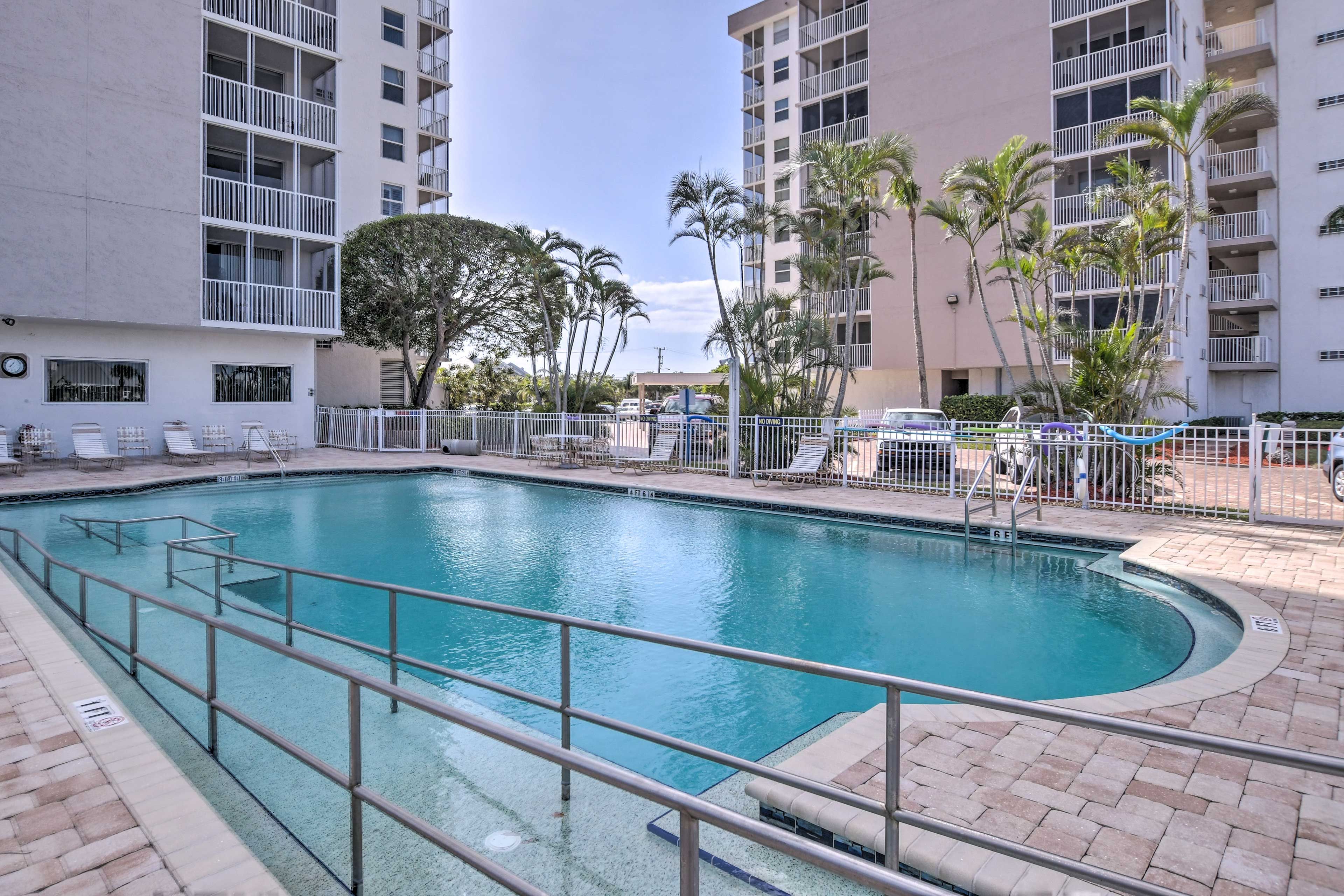 Bonita Beach & Tennis Club | Heated Outdoor Pool
