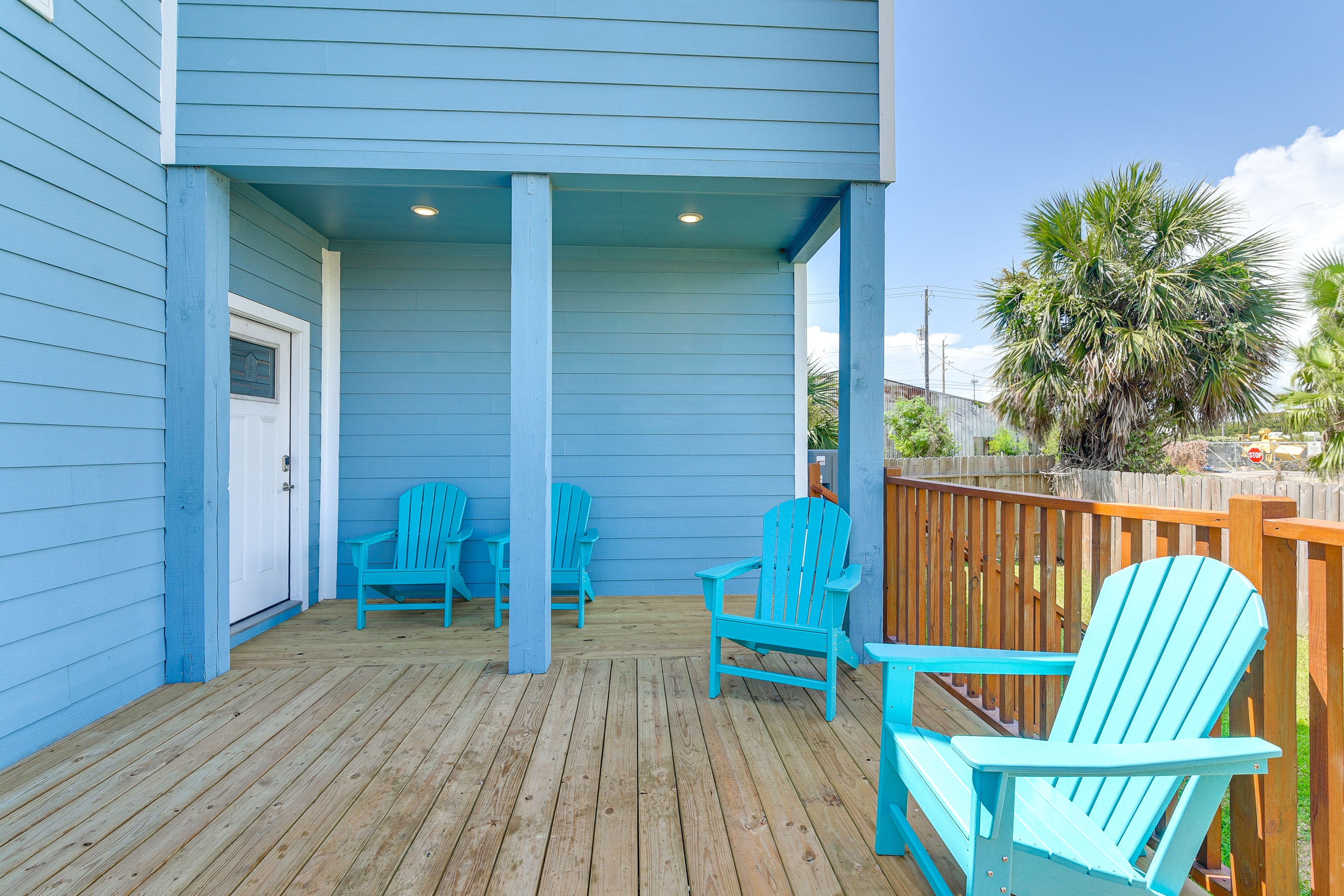 Deck | Gas Grill | Fenced Yard | 2-Story Home