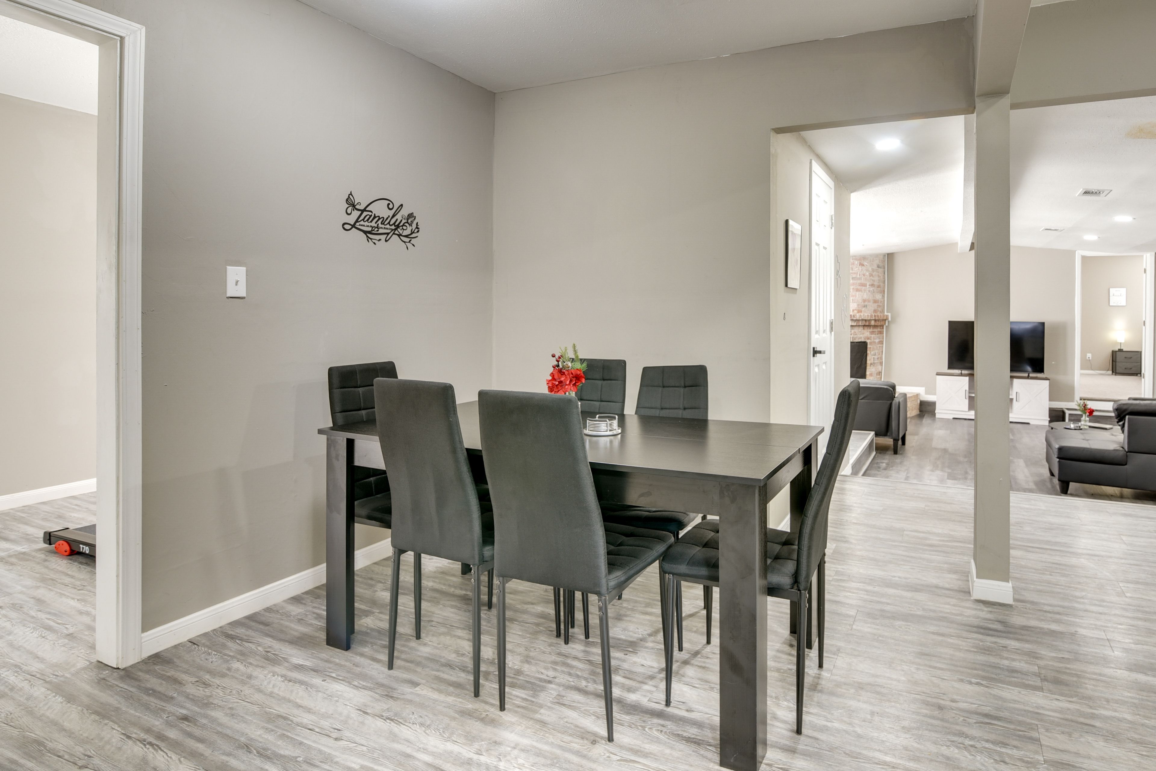Dining Area | 1st Floor