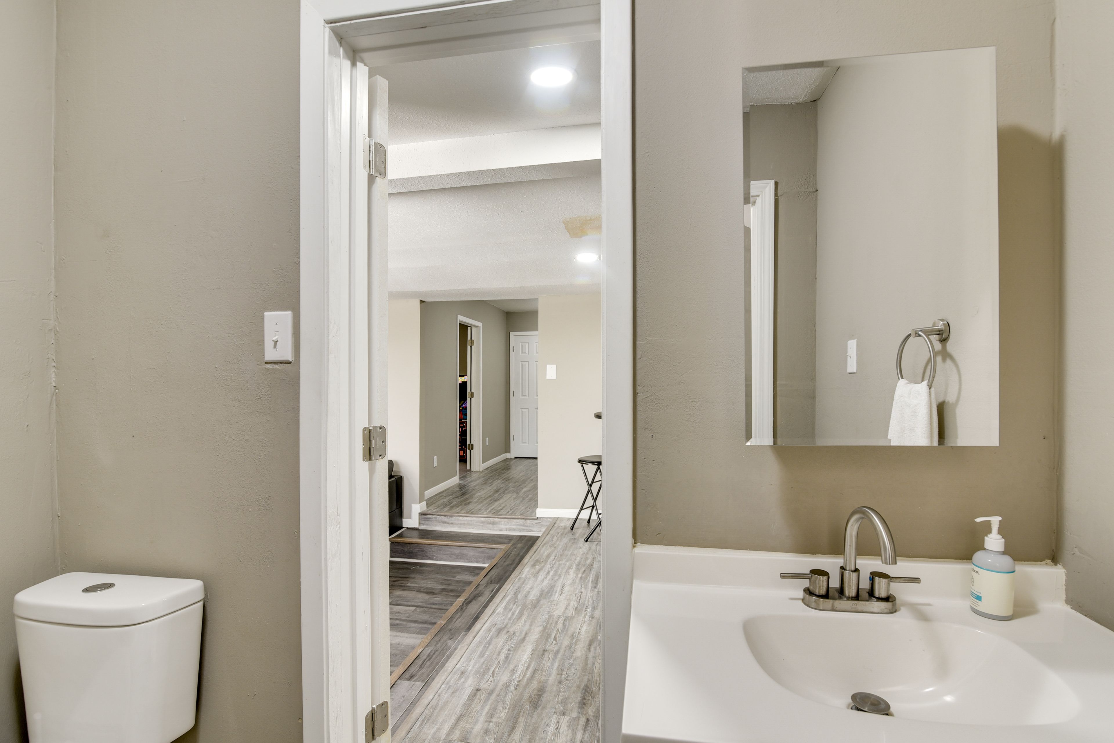 Half Bathroom | 1st Floor