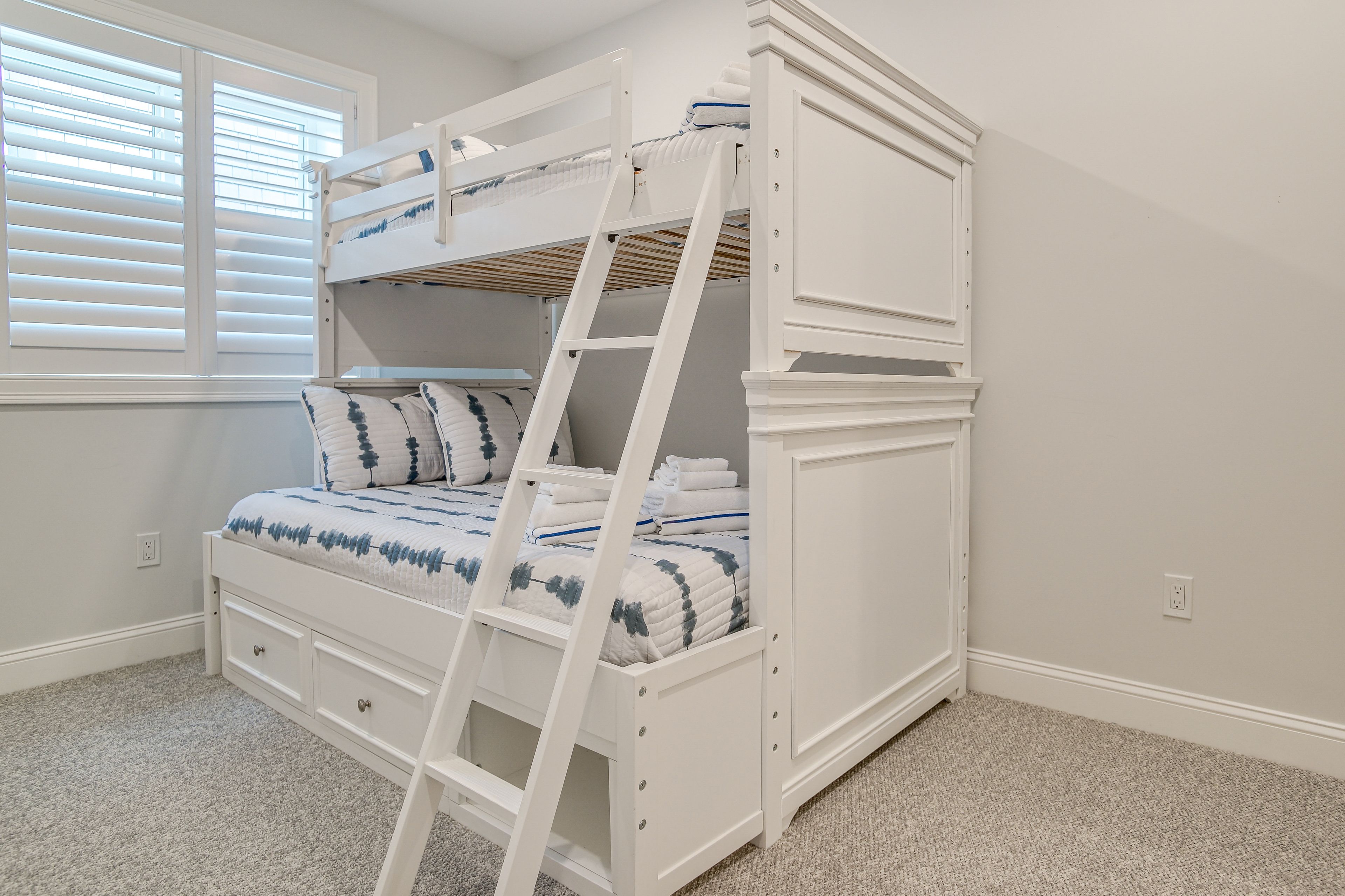 Bedroom 5 | Basement | Twin/Full Bunk Bed