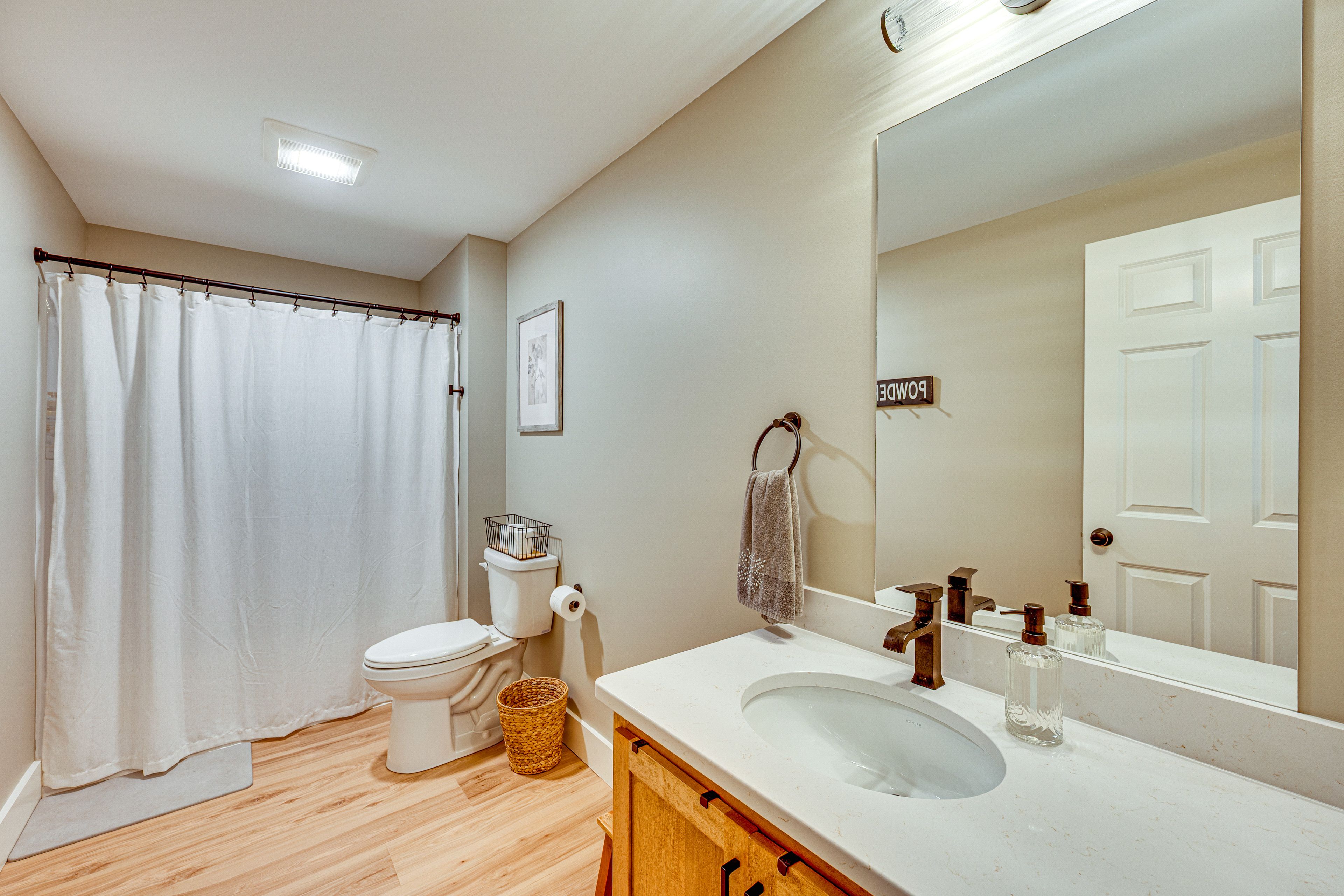 Full Bathroom | Lower Level