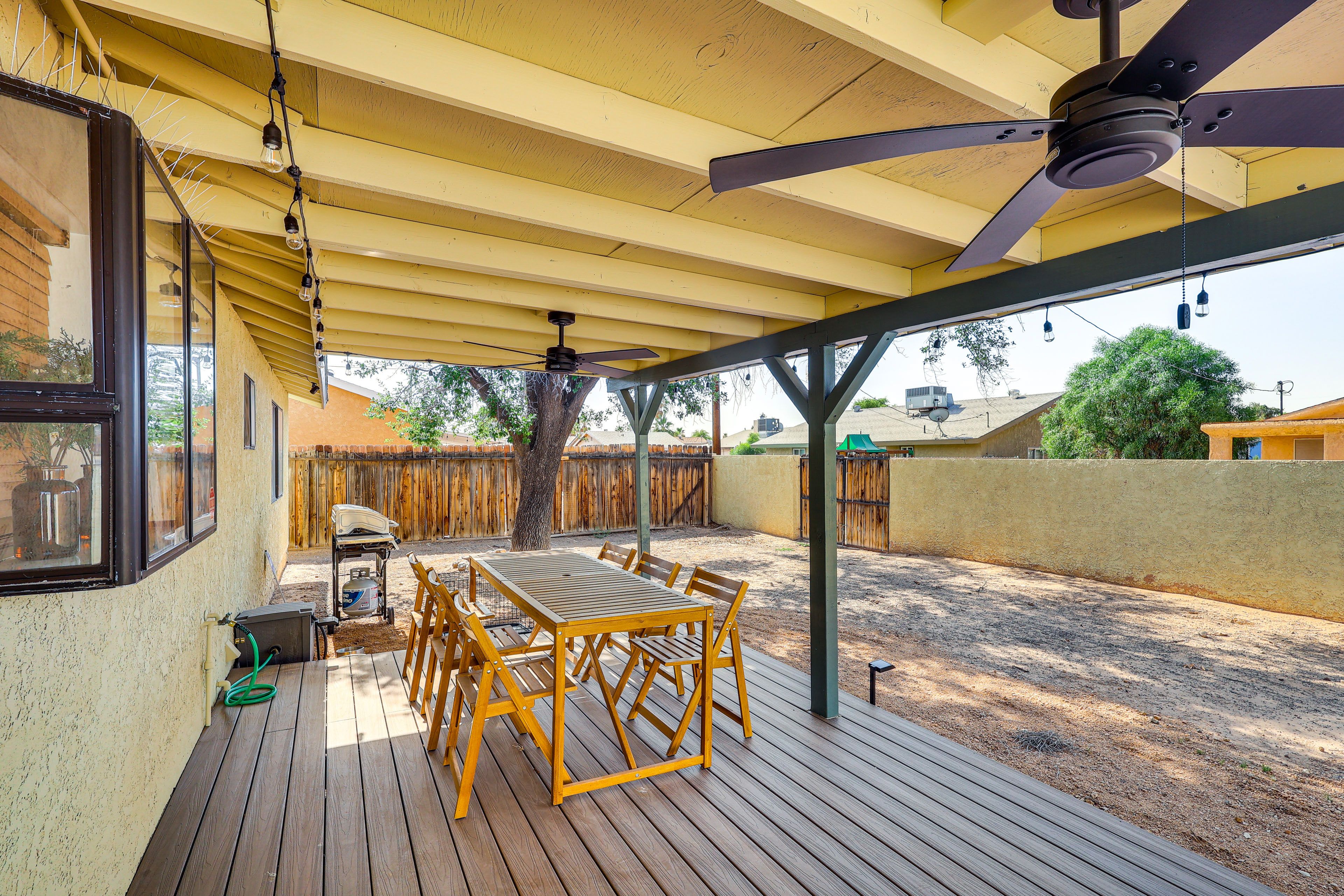 Exterior | Covered Patio | Outdoor Dining Area | Gas Grill