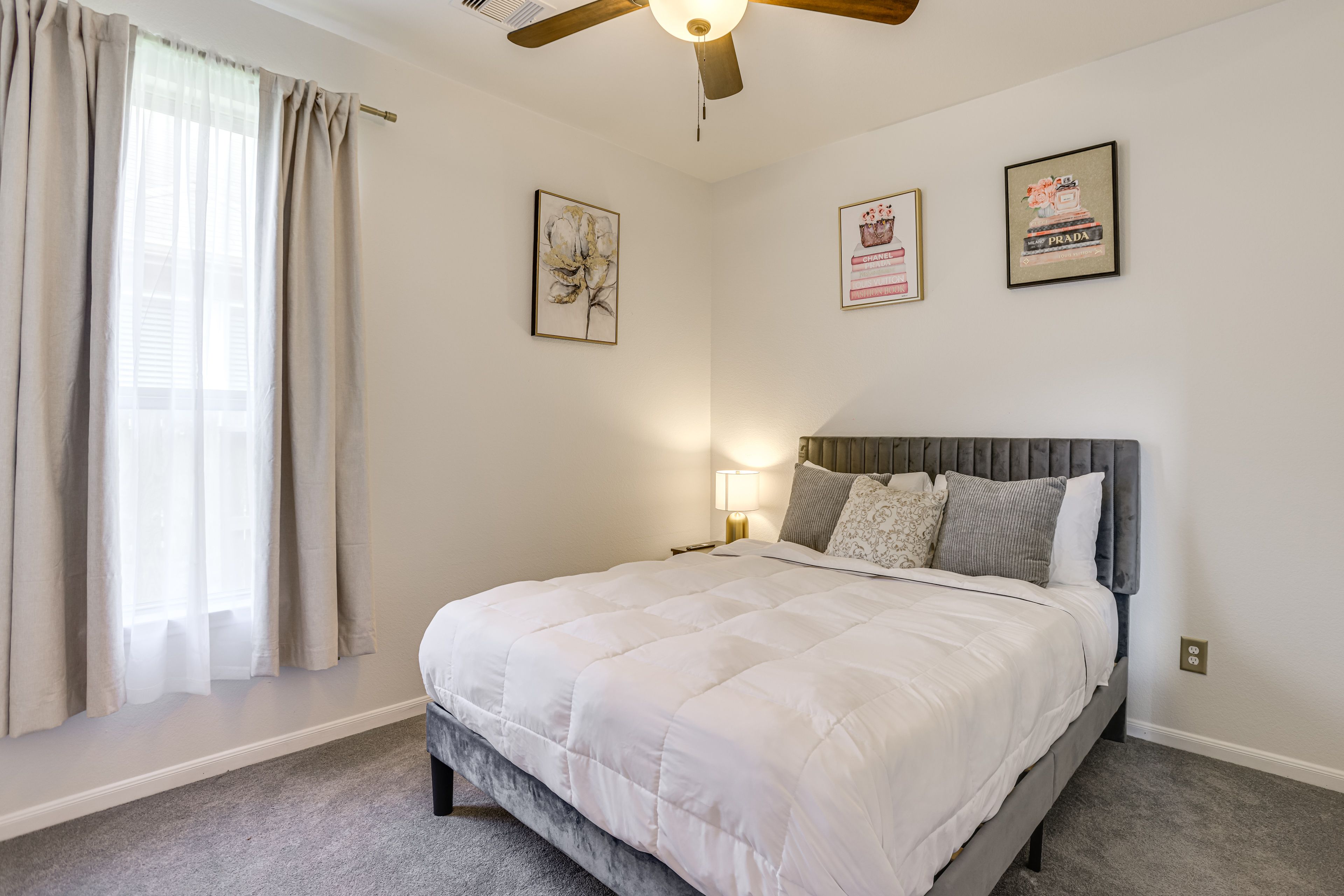 Bedroom 2 | Queen Bed | Smart TV