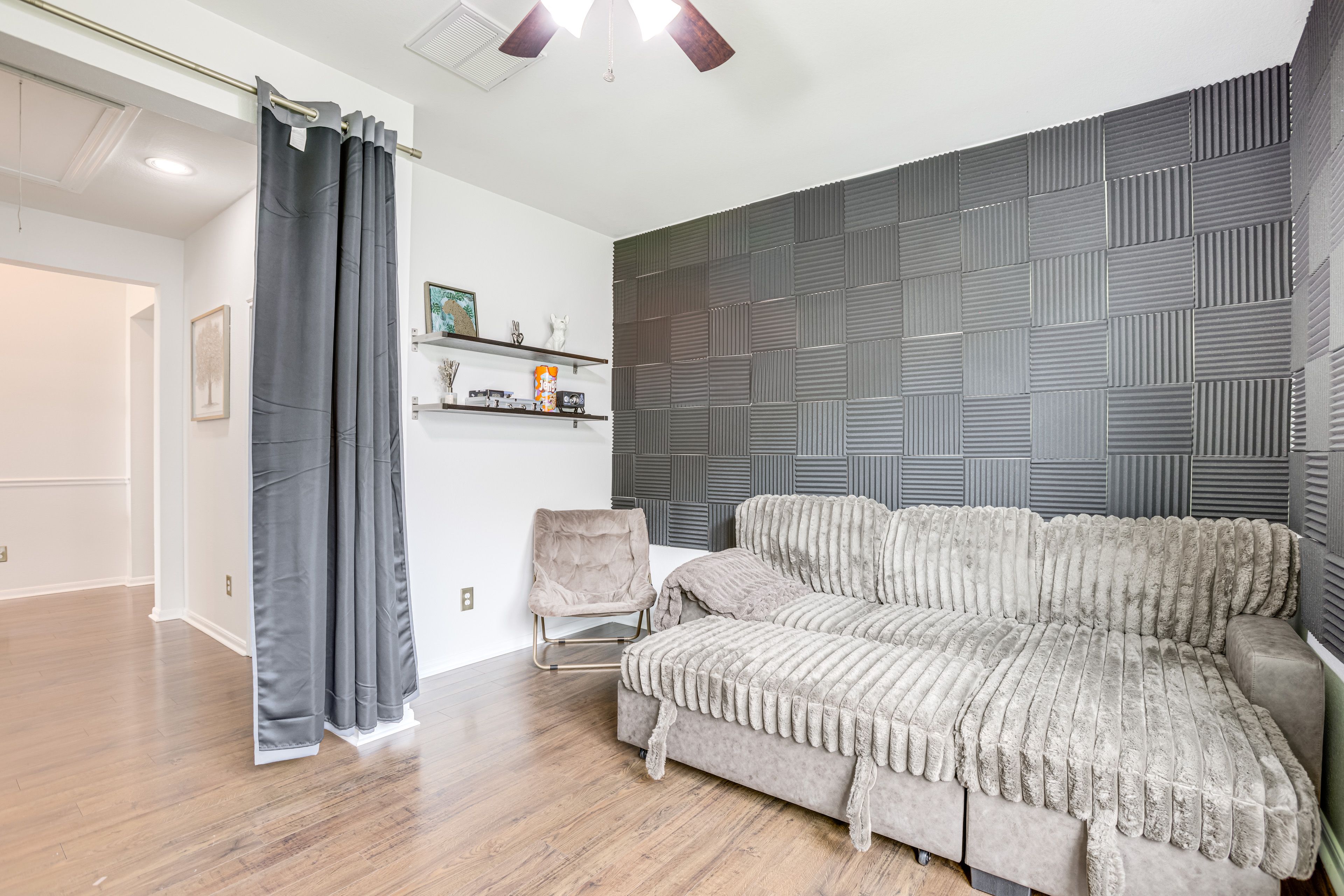 Sleeping Nook | Full Sleeper Sofa | Smart TV