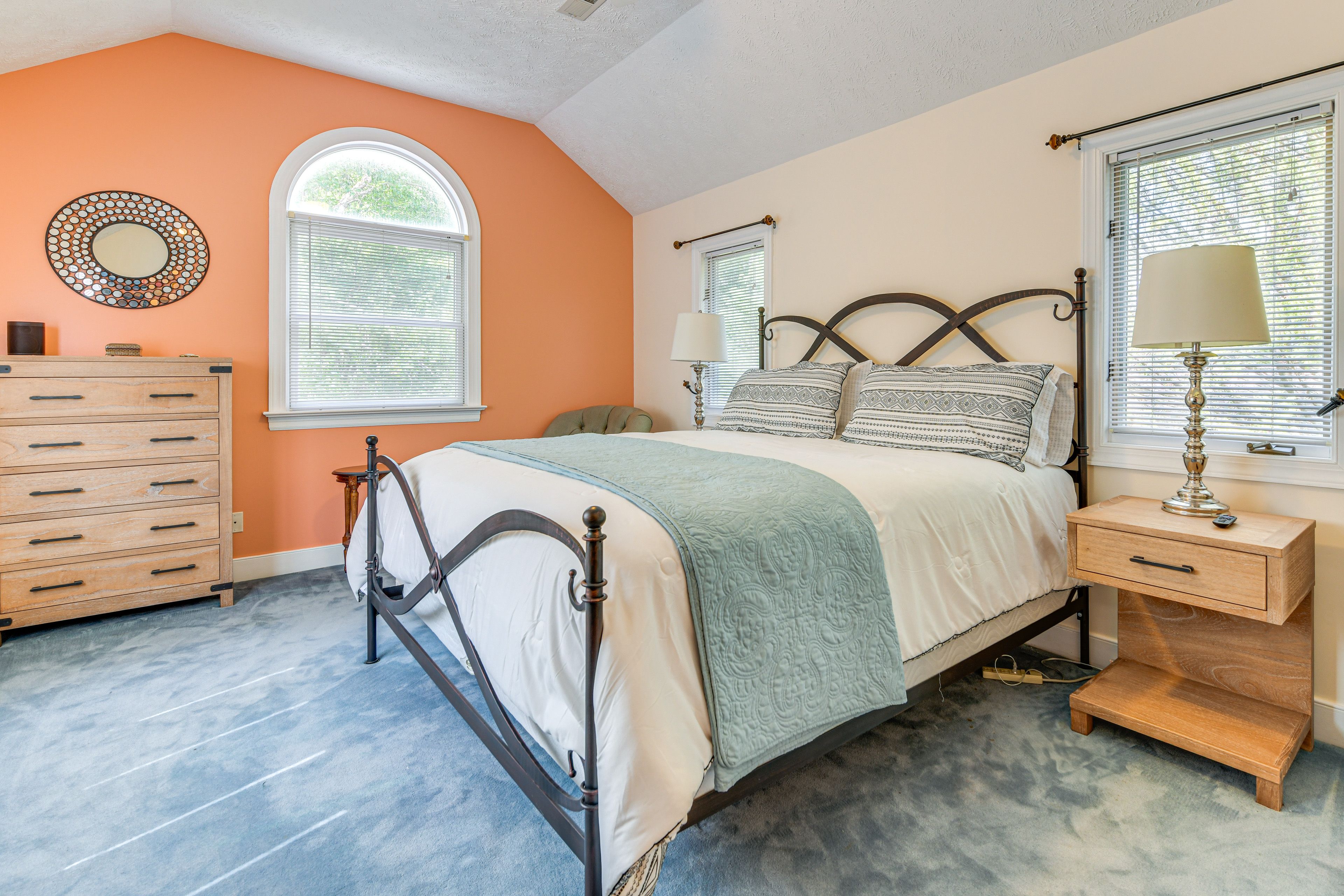 Bedroom 1 | 2nd Floor | King Bed