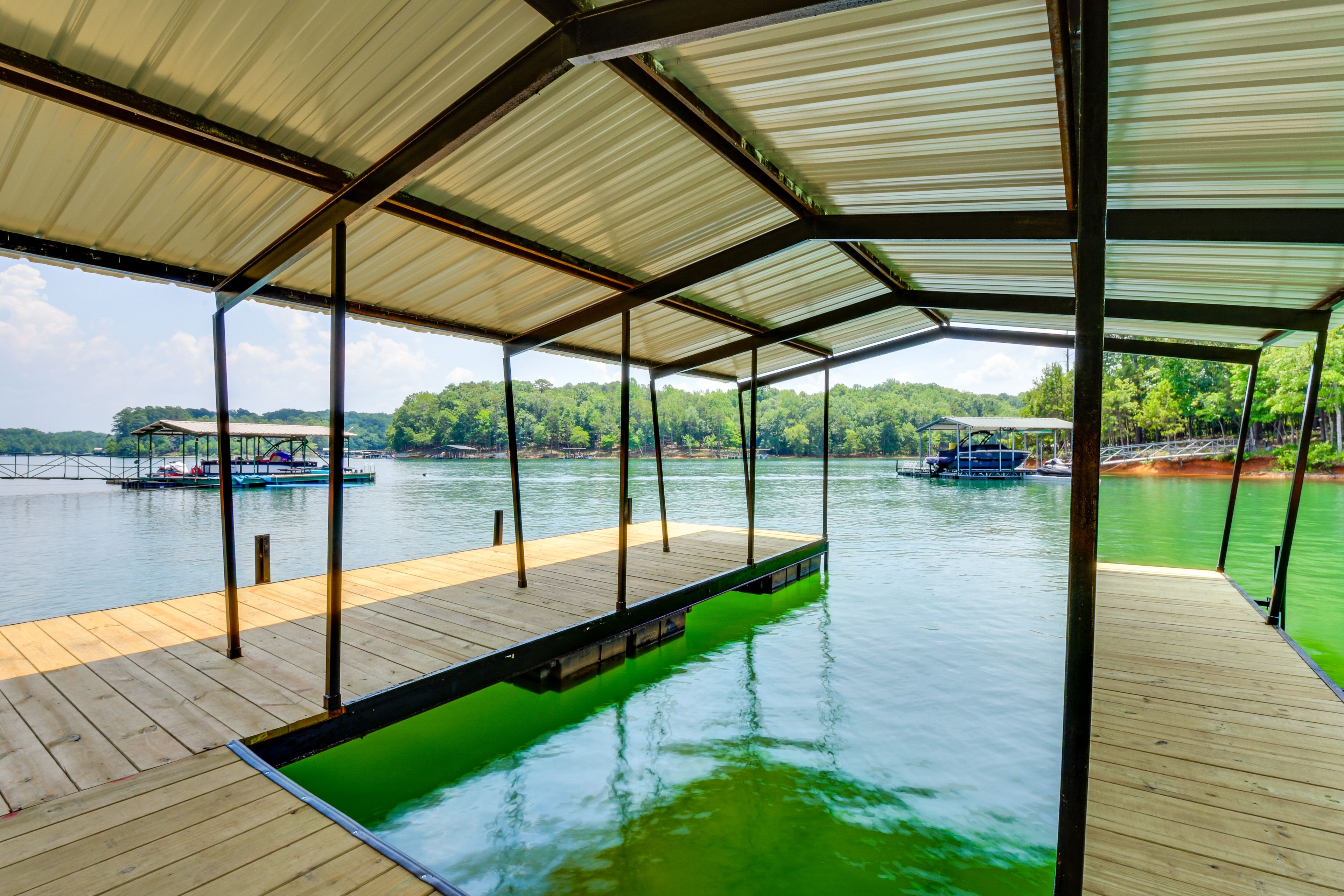 Private Dock | Multi-Level Home | Steps to Lake Hartwell
