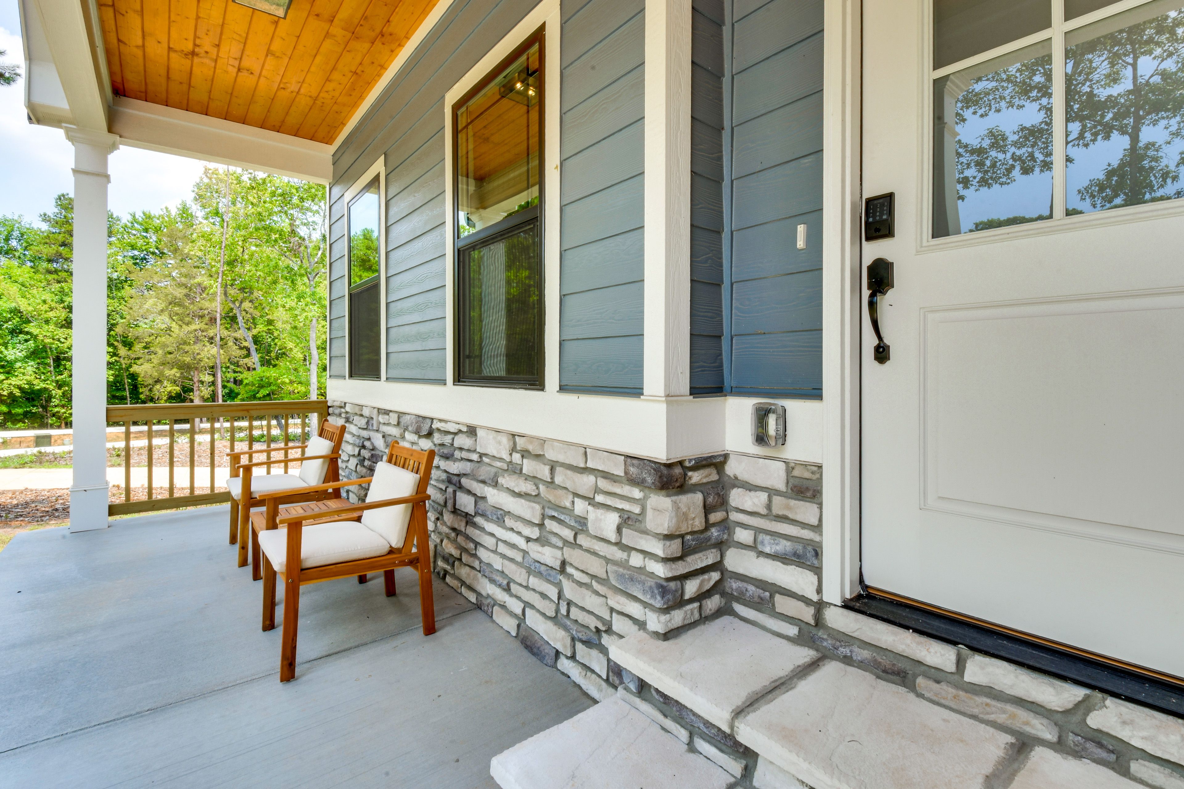 Home Exterior | Private Entrance