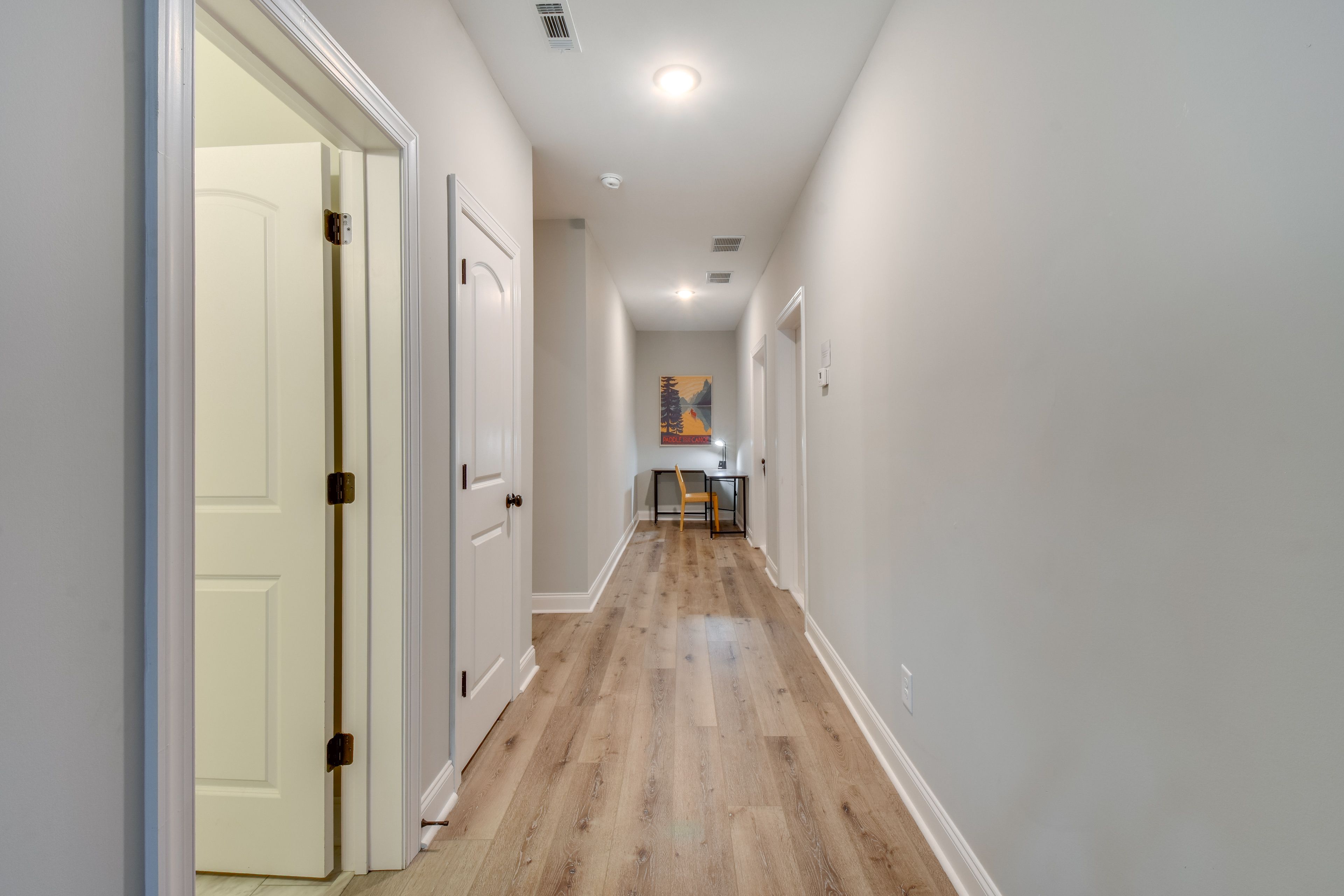 Hallway | Laptop-Friendly Workspace