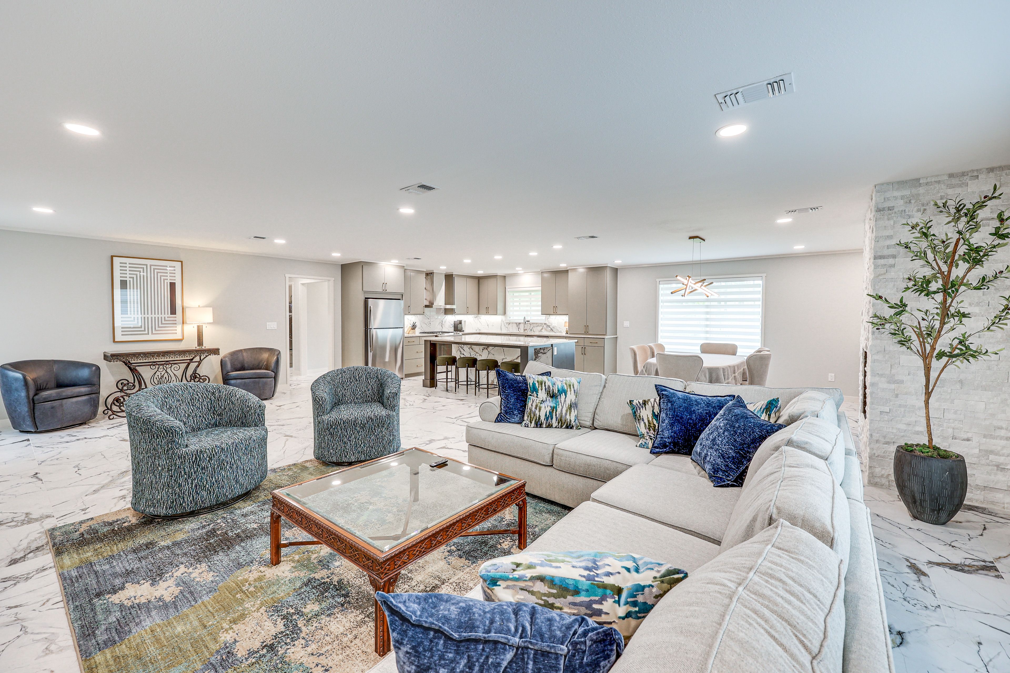 Magnolia Vacation Rental | 3BR | 2BA | 1 Step Required | 2,200 Sq Ft