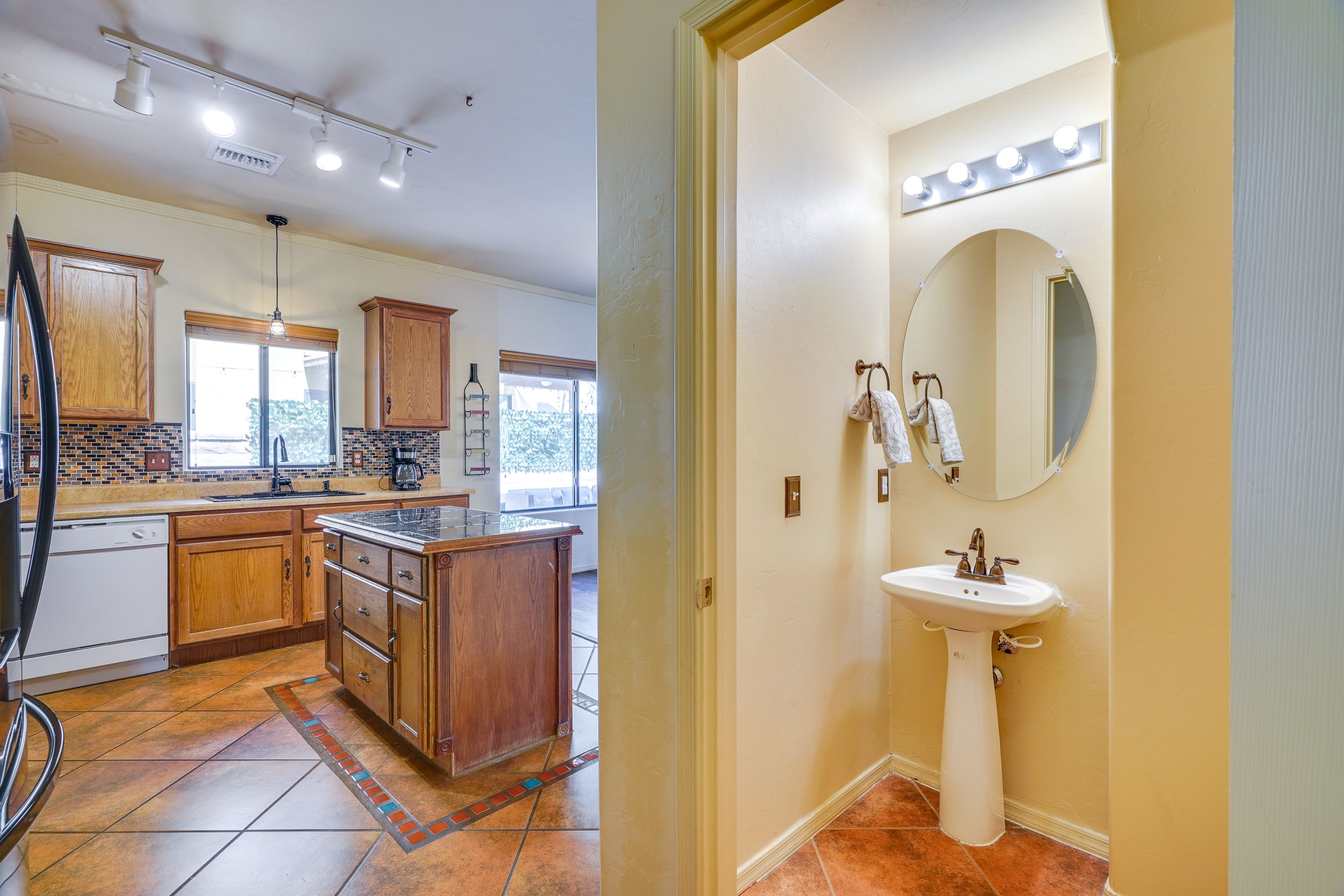 Half Bathroom | 1st Floor