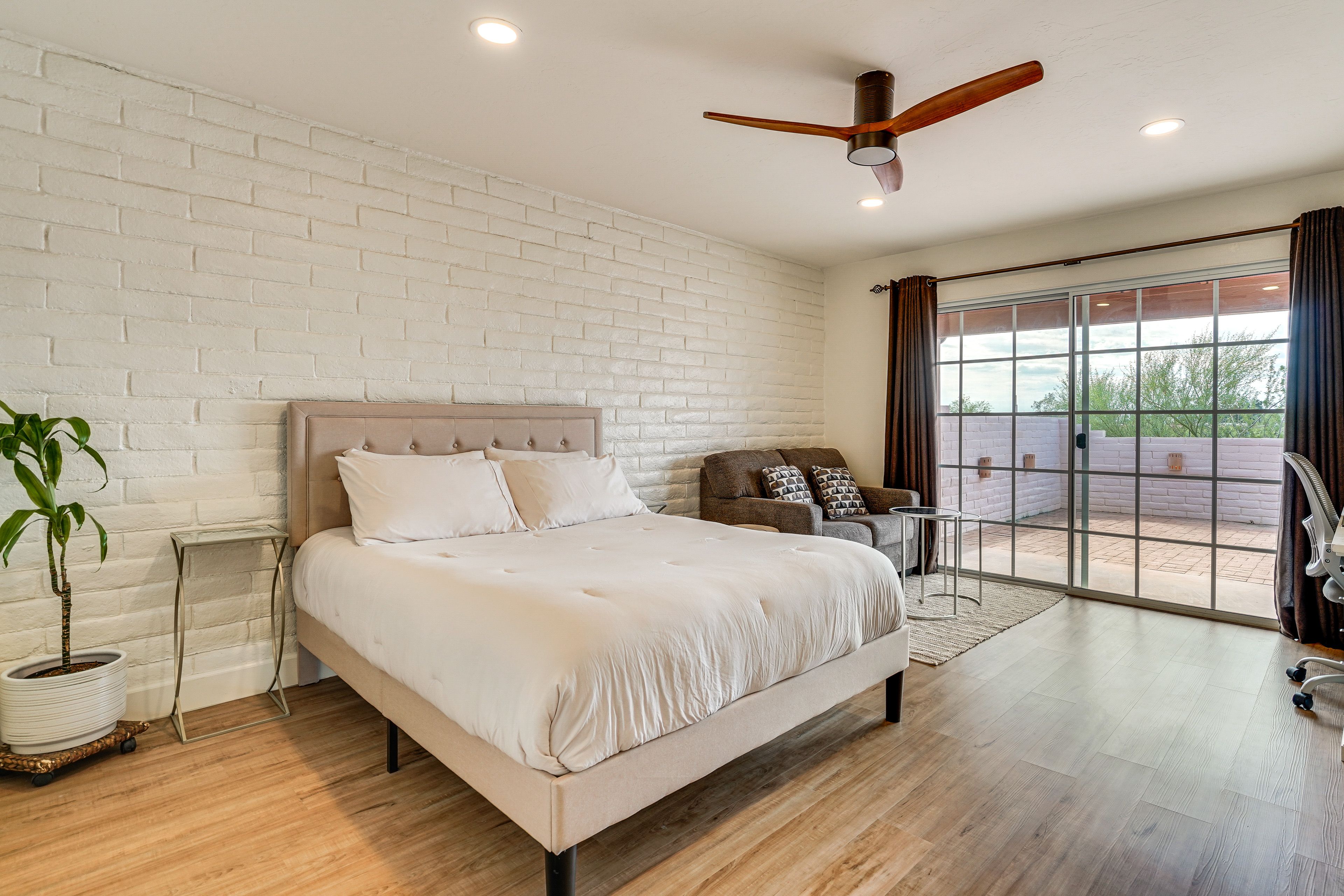 Bedroom 1 | Queen Bed | 1st Floor | Dedicated Workspace