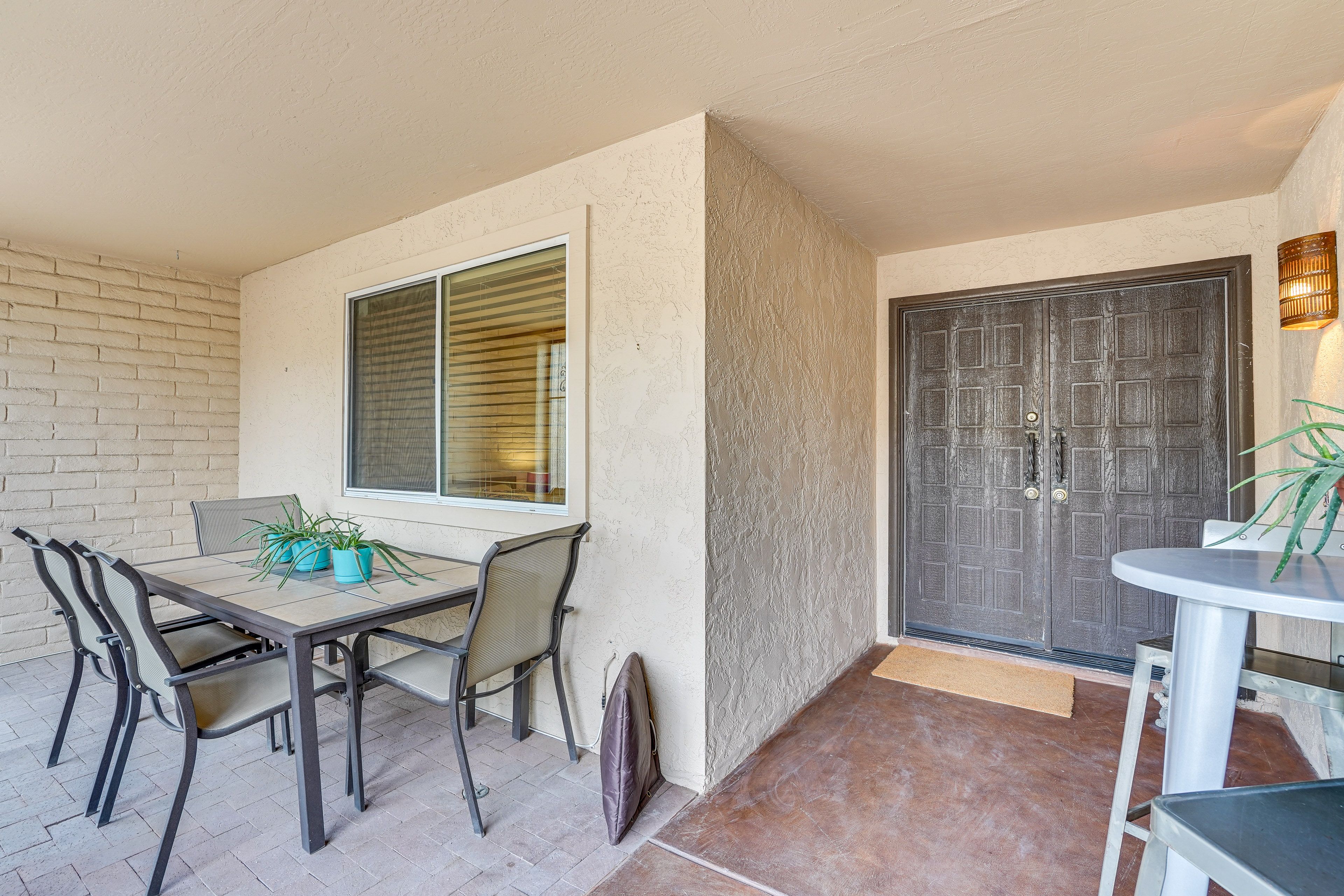 Front Patio | Private Entrance