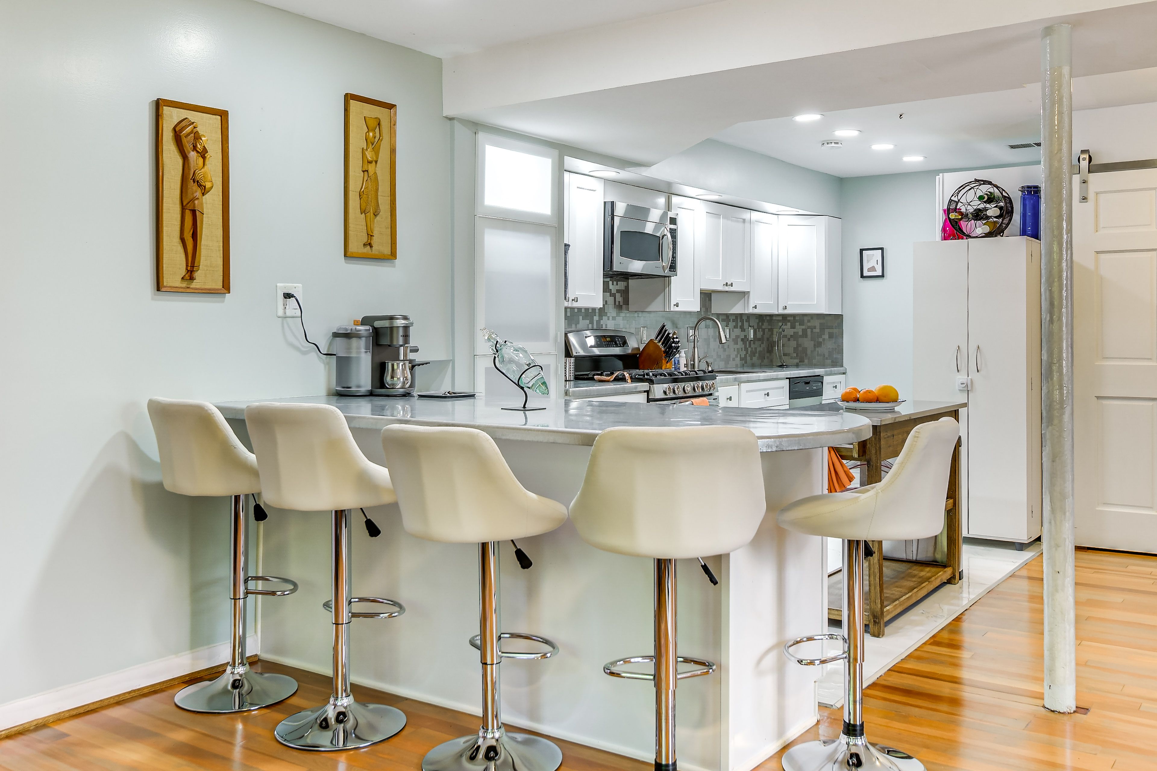 Kitchen | Dishwasher | Fridge | 2nd Floor