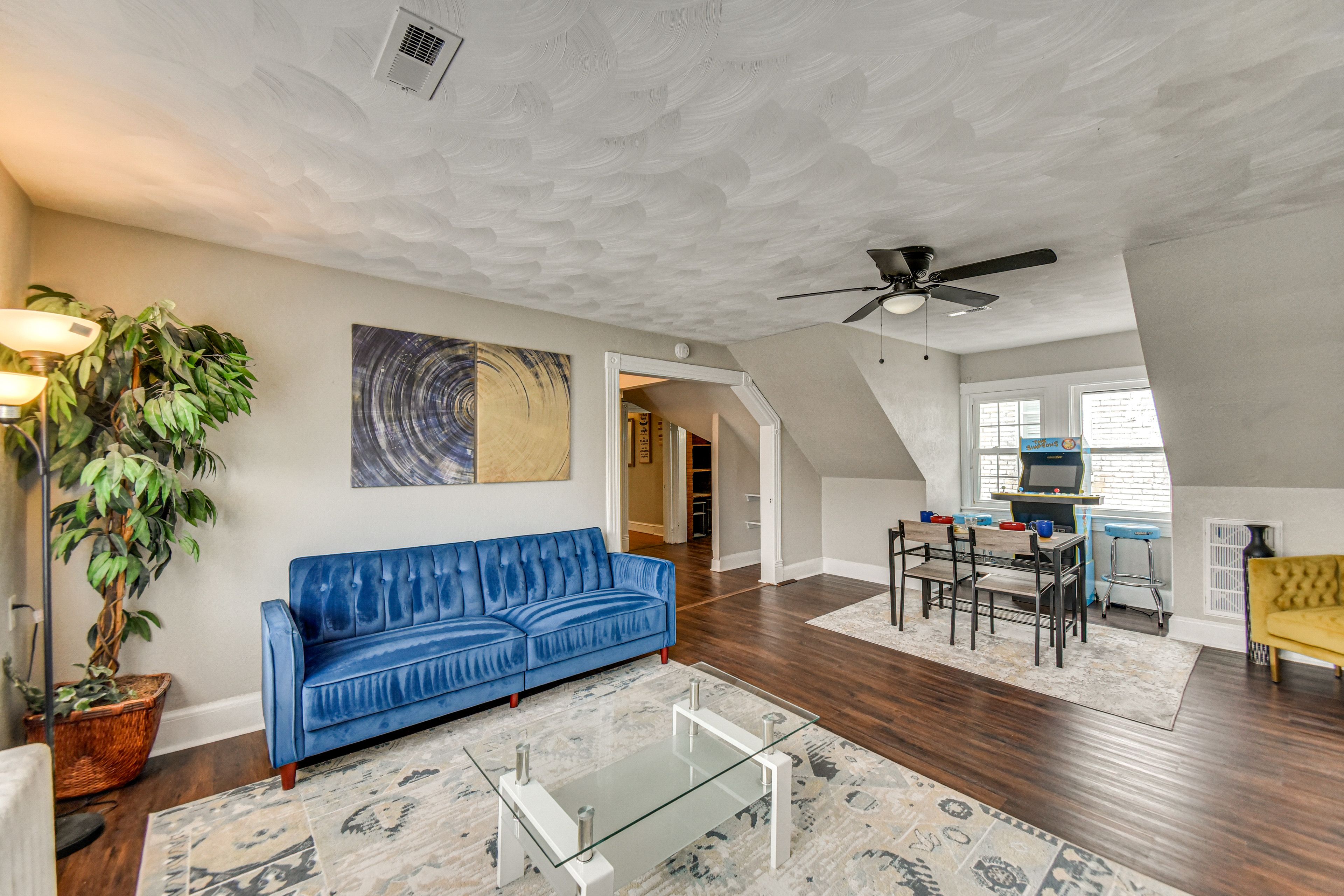 Portsmouth Vacation Rental | 2BR | 1BA | 750 Sq Ft | Stairs Required