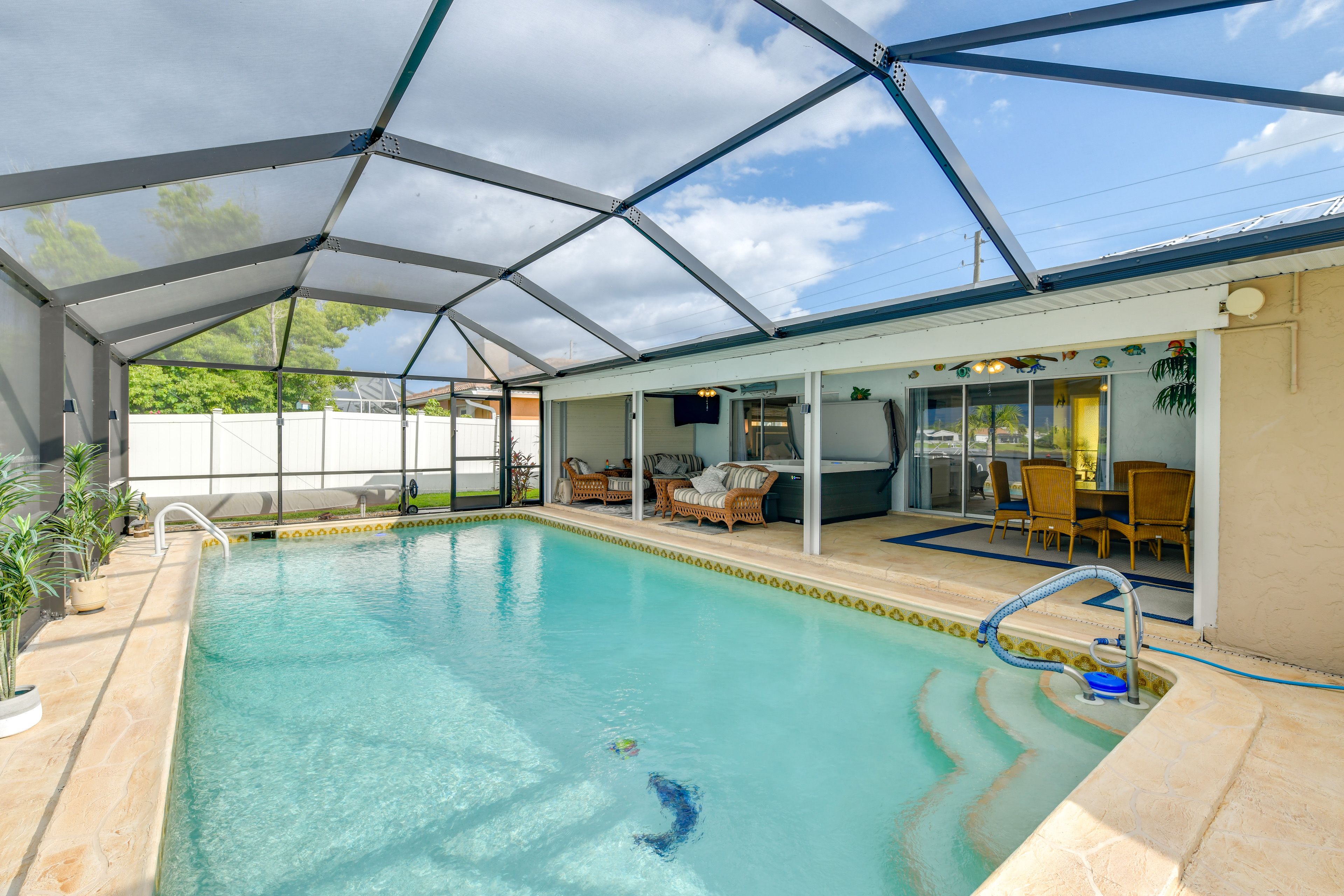 Port Charlotte Vacation Rental | 2BR | 2BA | 1,562 Sq Ft | 1 Step to Enter