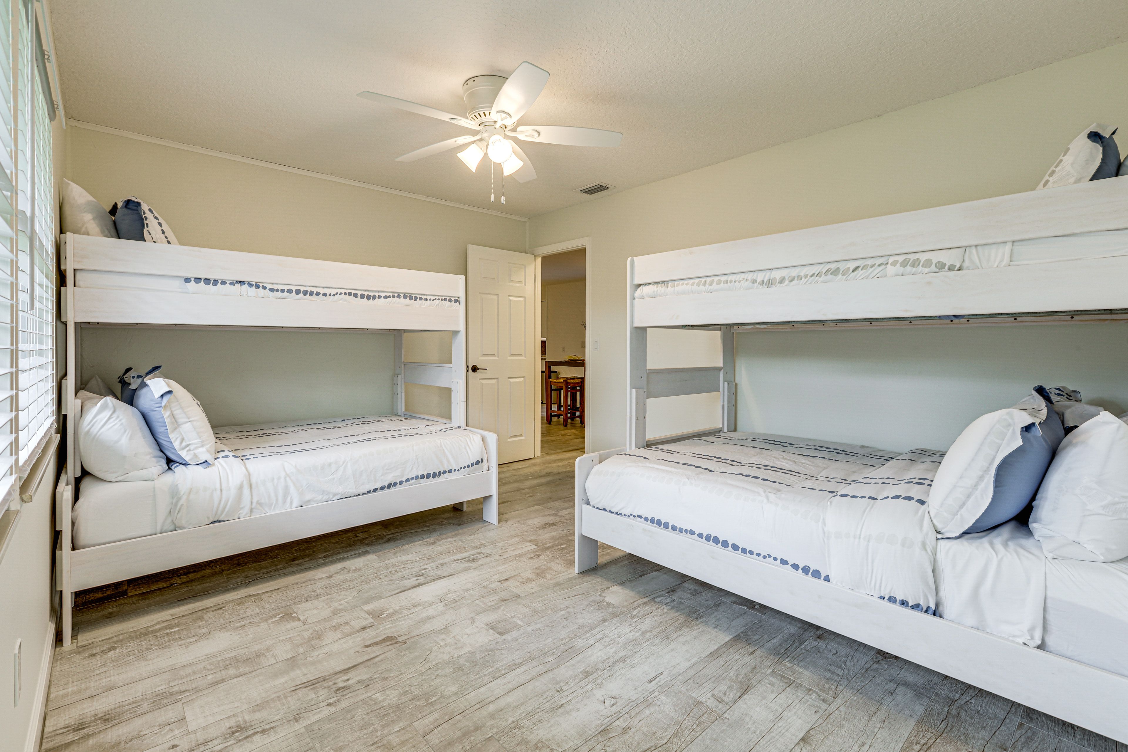 Bedroom 3 | 2 Twin/Full Bunk Beds