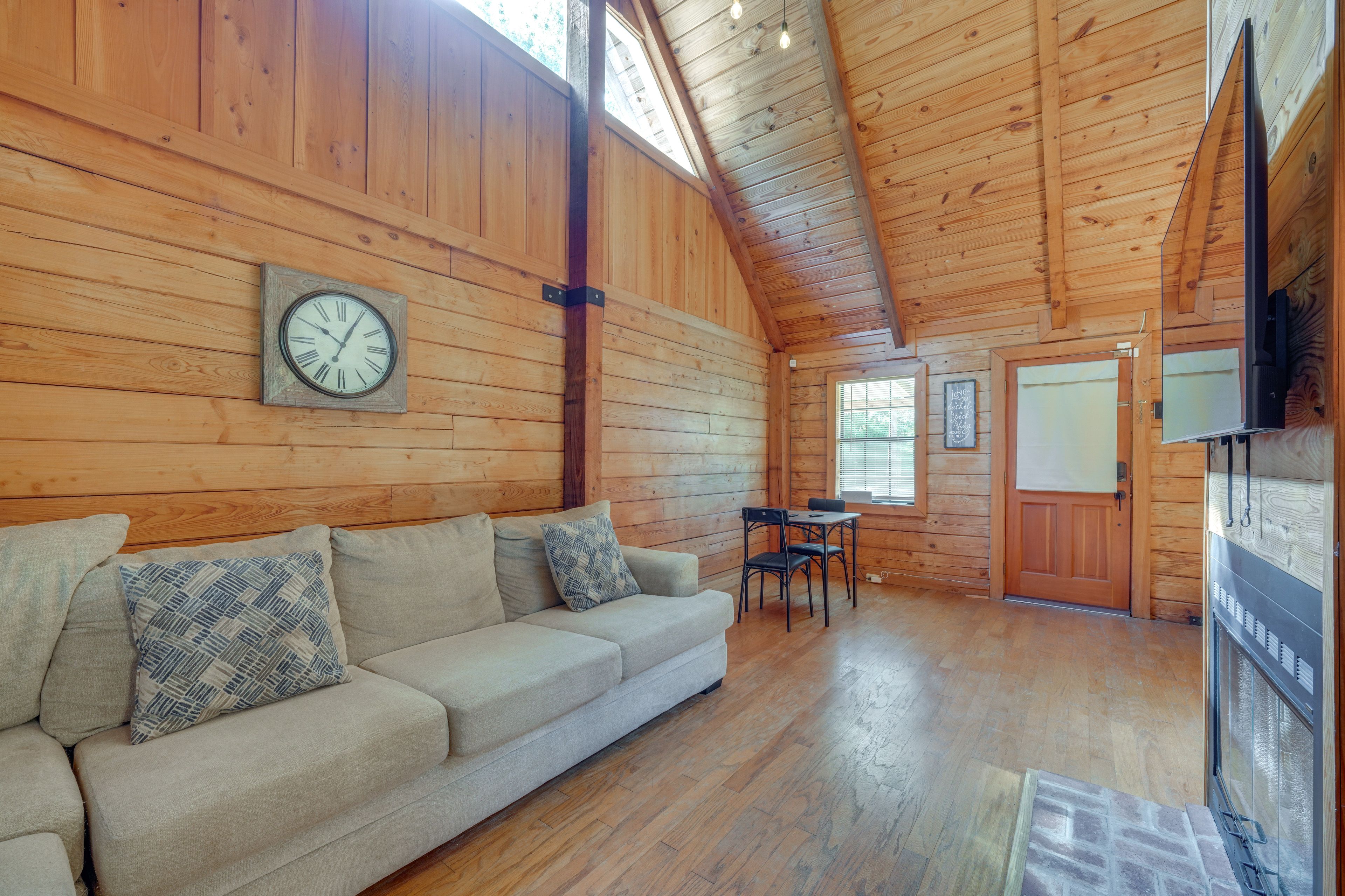 Living Room | Single-Story Cabin | Free WiFi | Fireplace