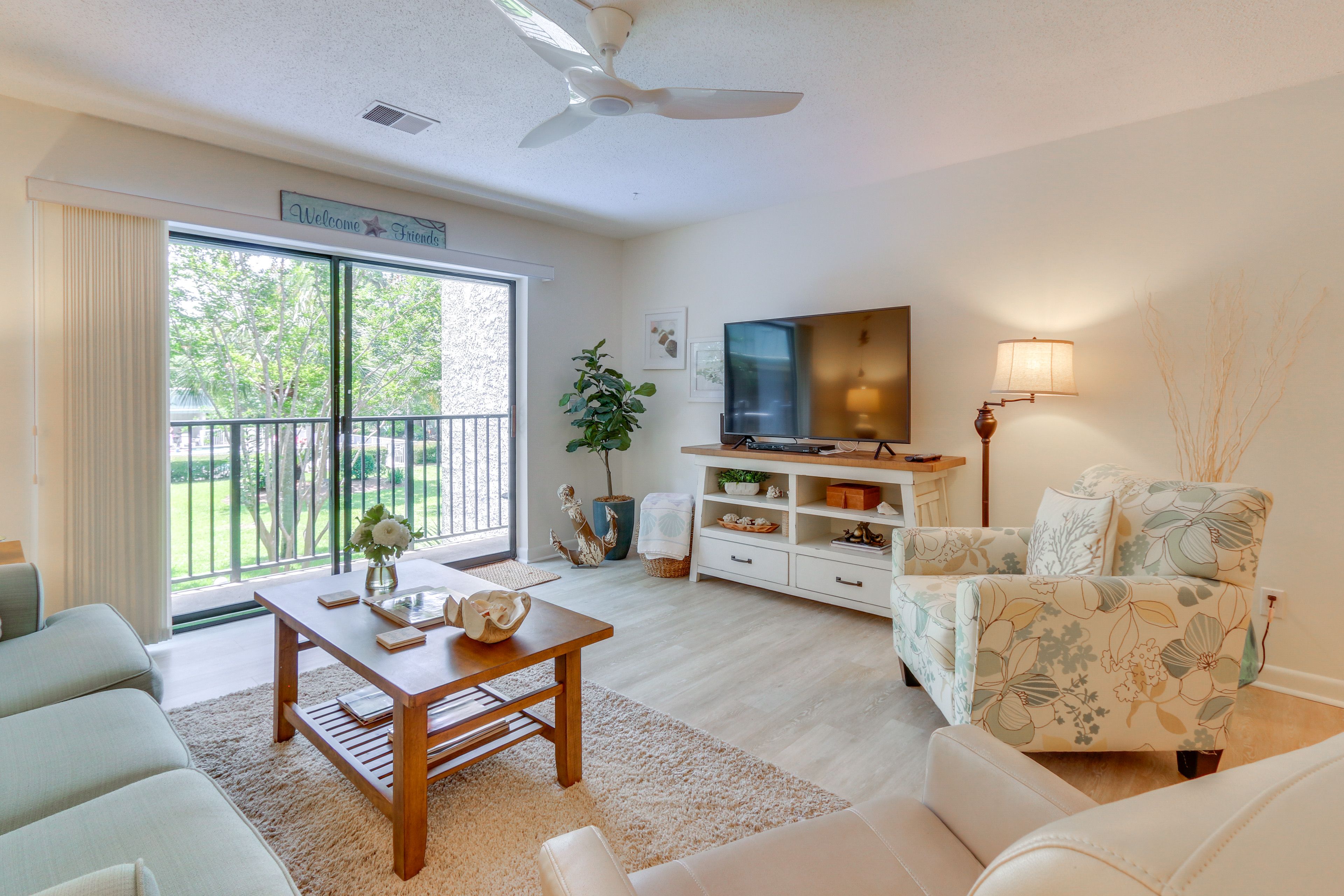 Living Room | Queen Sleeper Sofa | 1st Floor | Central A/C & Heat