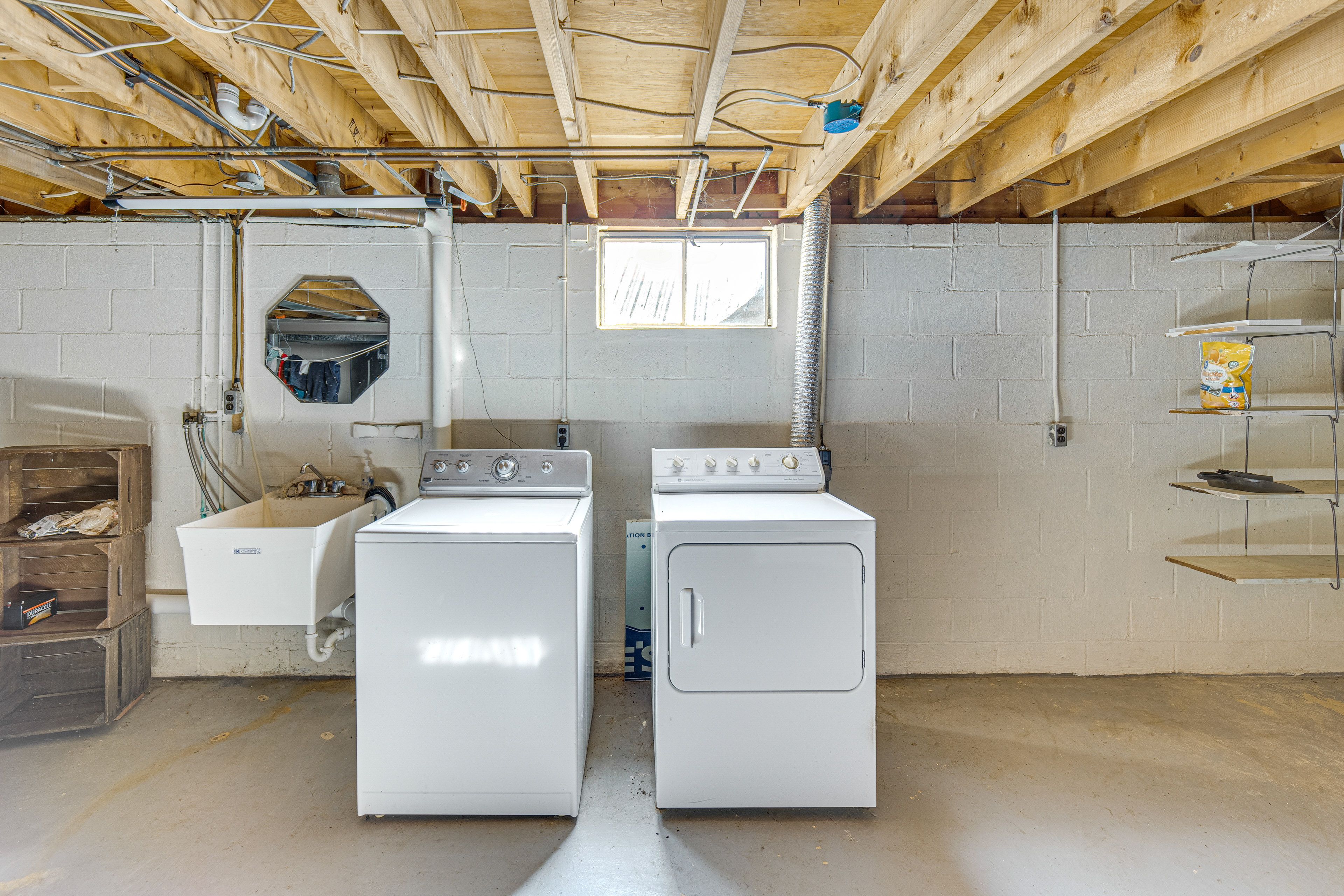 Laundry Area | Basement | Washer & Dryer