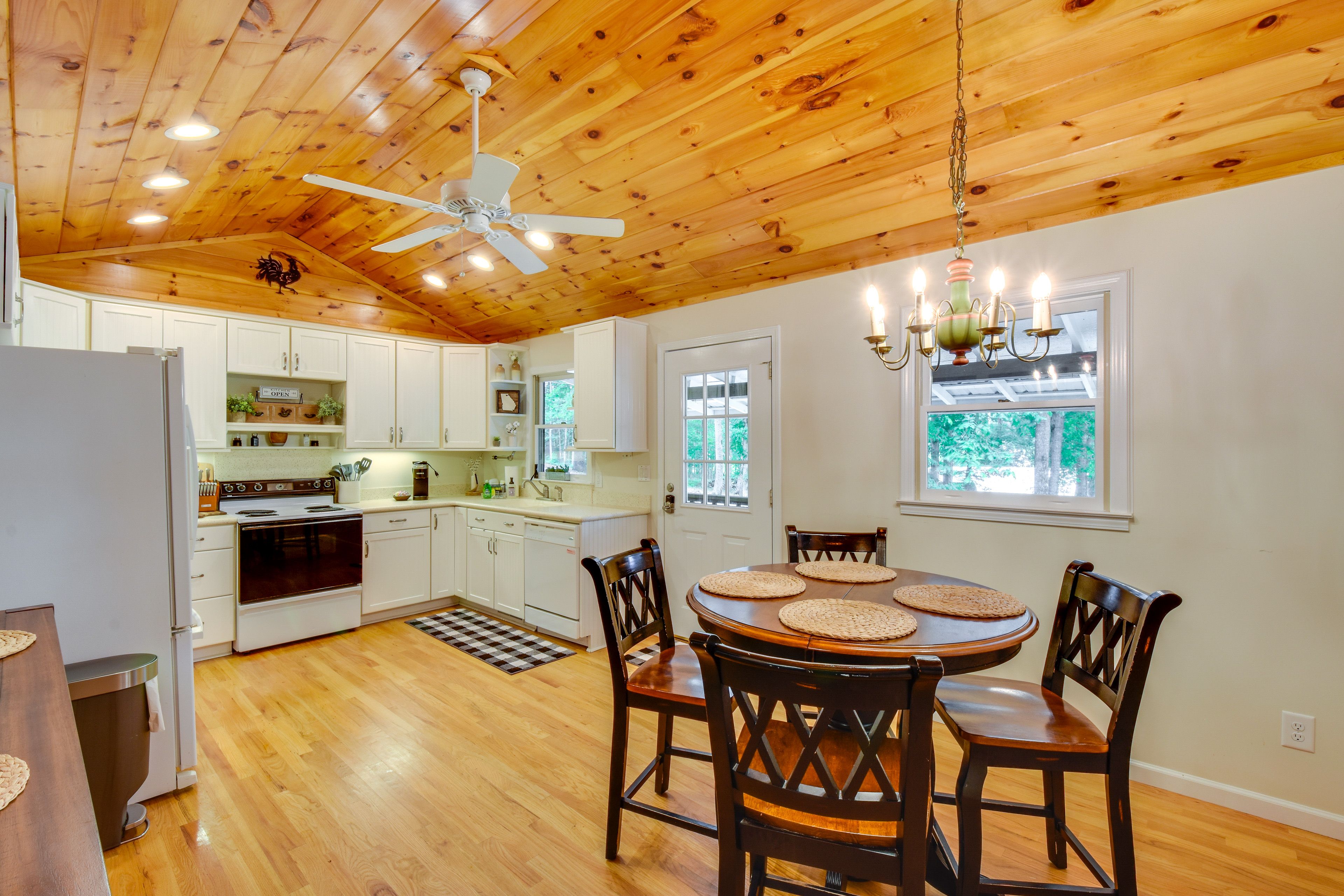 Kitchen | Dishwasher | Keurig Coffee Maker