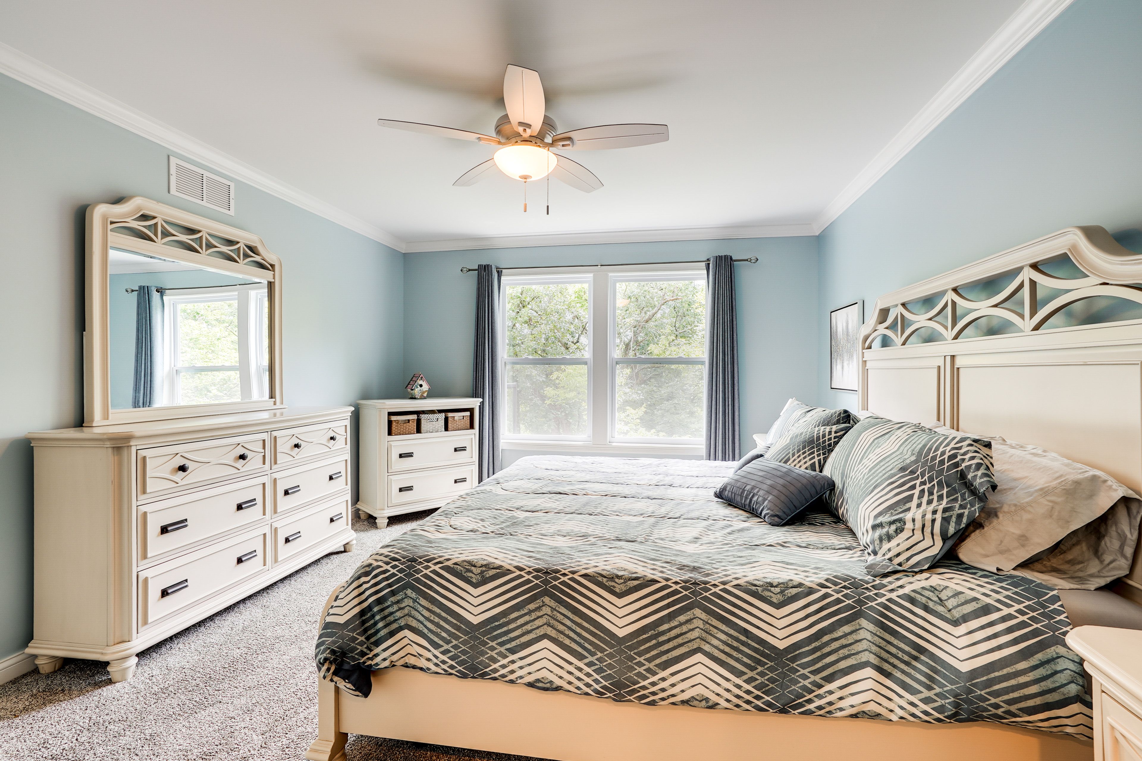 Bedroom 2 | King Bed | Linens Provided