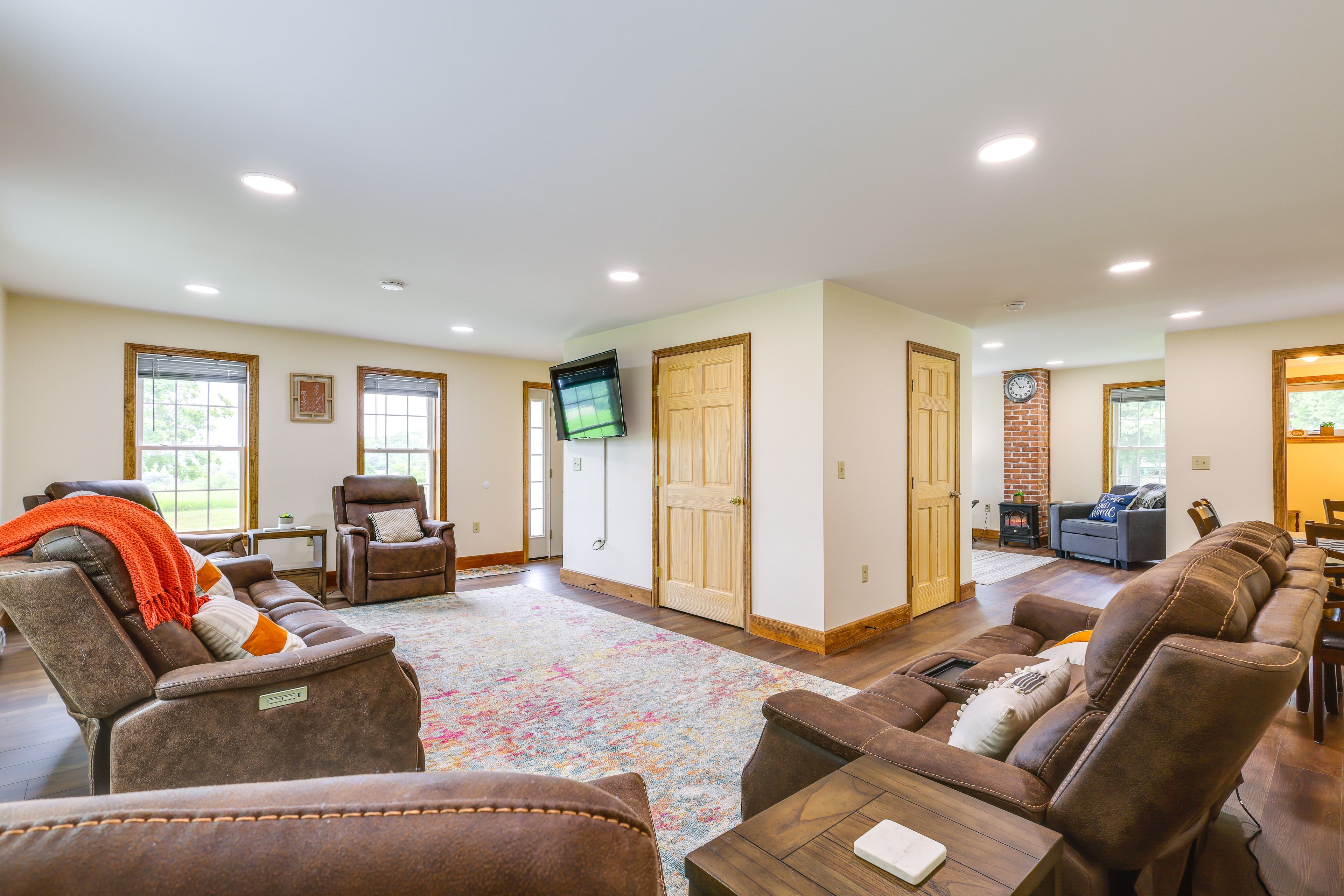 Living Room | 1st Floor | Free WiFi | Full Sleeper Sofa | Twin Sleeper Sofa