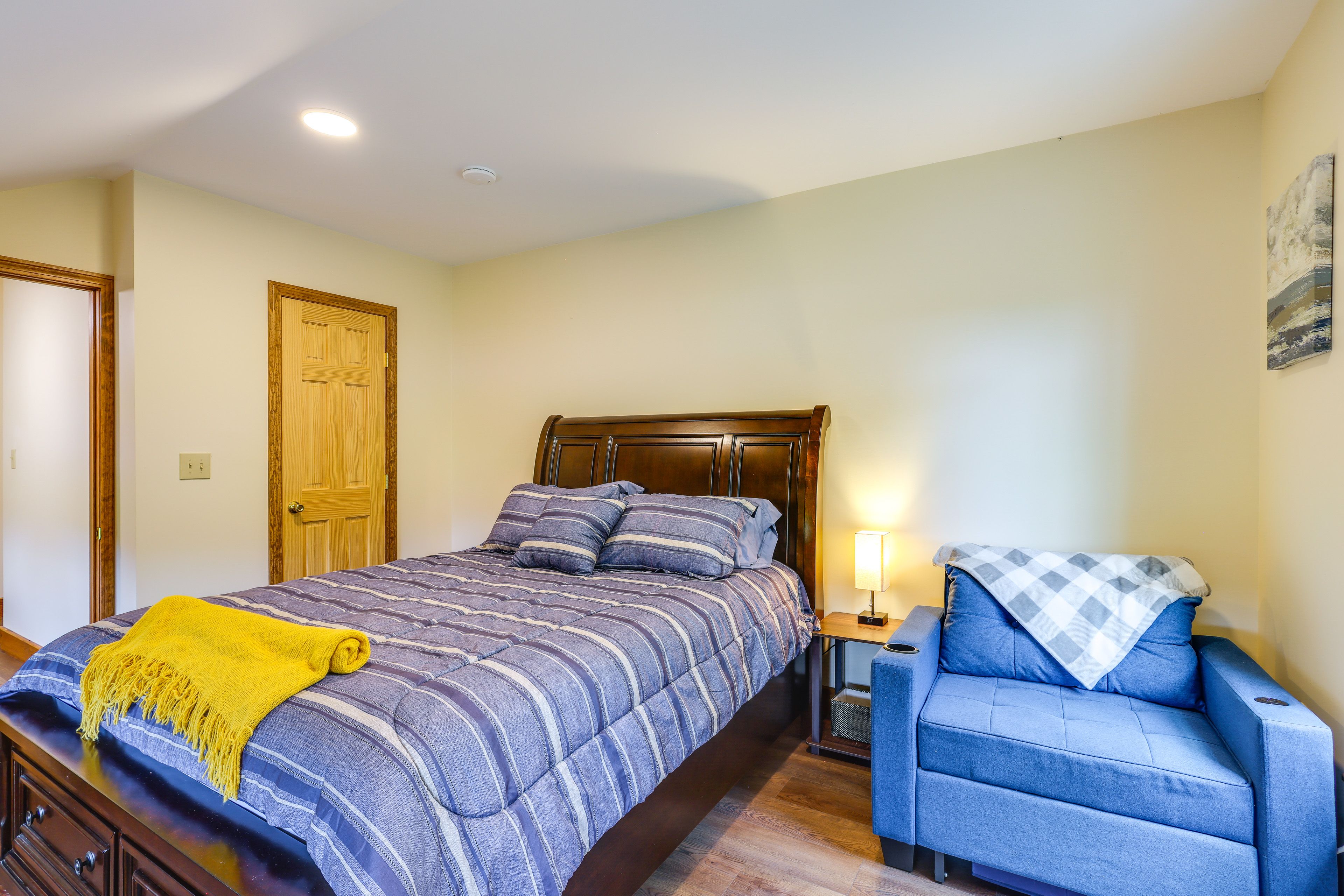Bedroom 1 | Queen Bed | Twin Sleeper Sofa | 2nd Floor