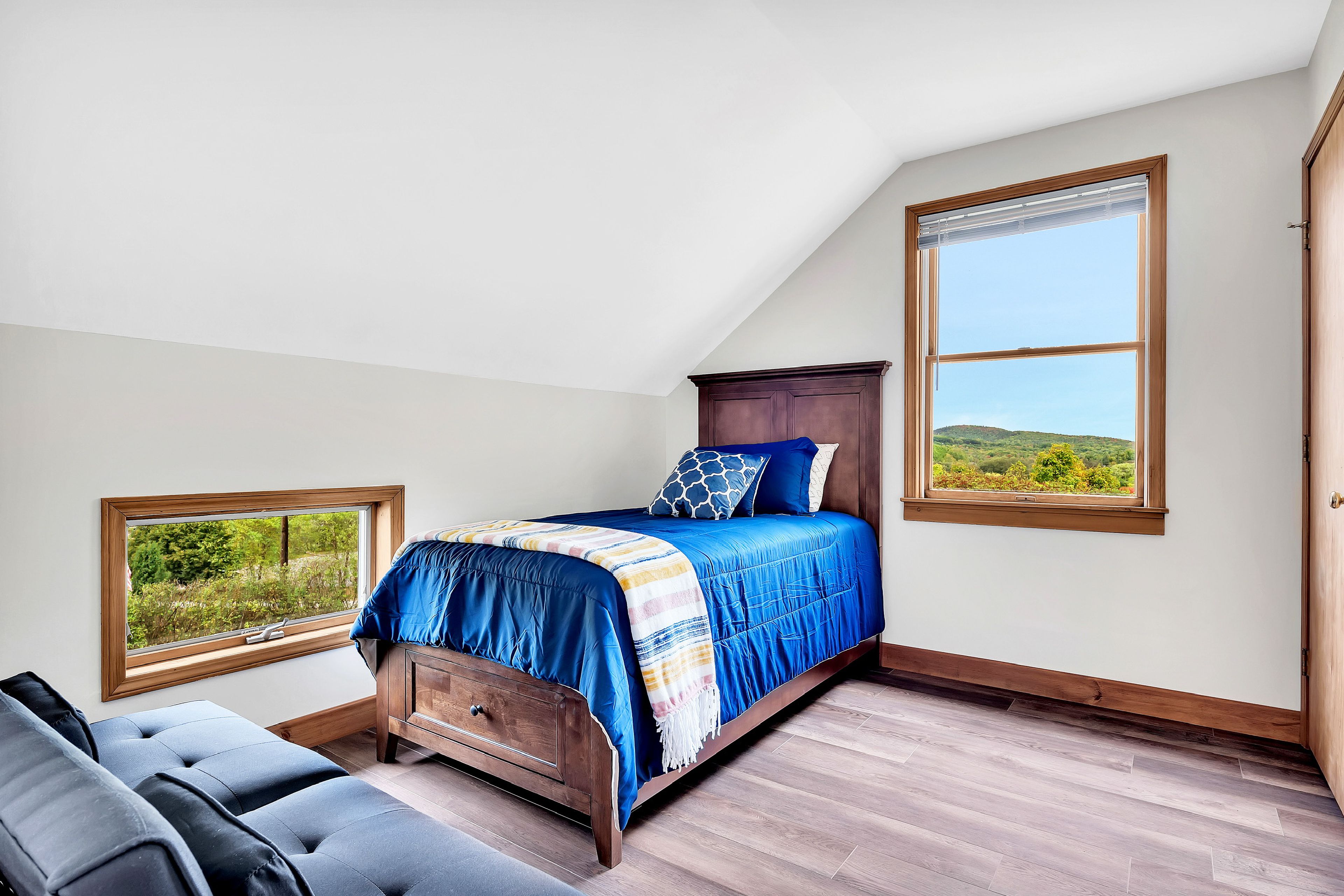 Bedroom 3 | Twin Bed | Twin Futon | 2nd Floor