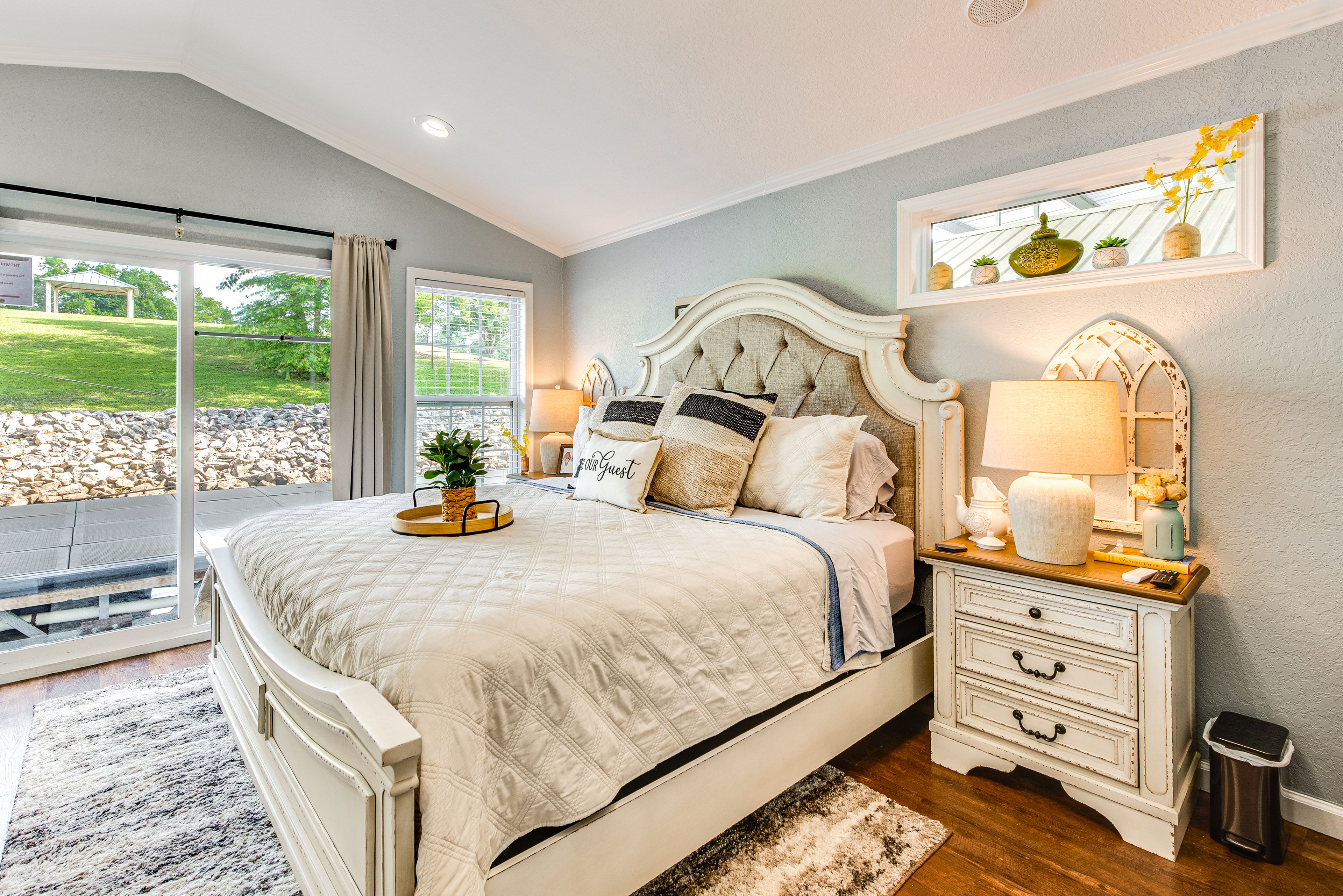 Bedroom 1 | King Bed | Linens Provided