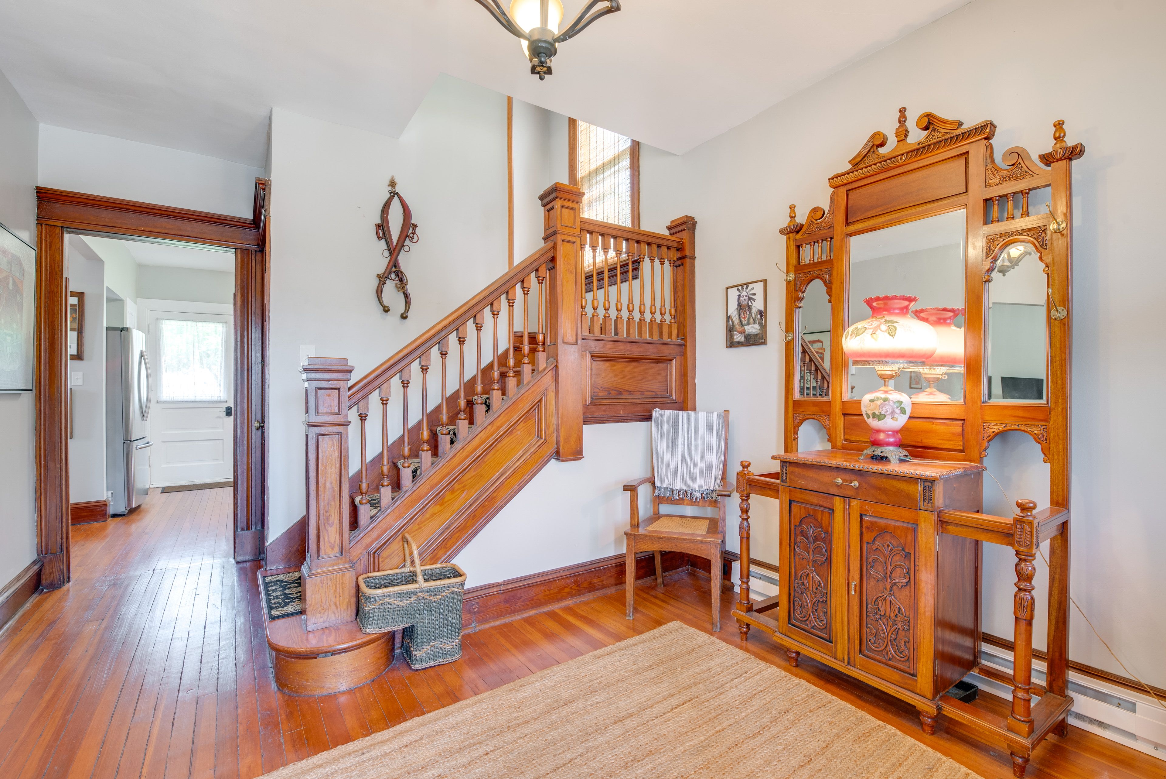 Entryway | Stairs to 2nd Floor