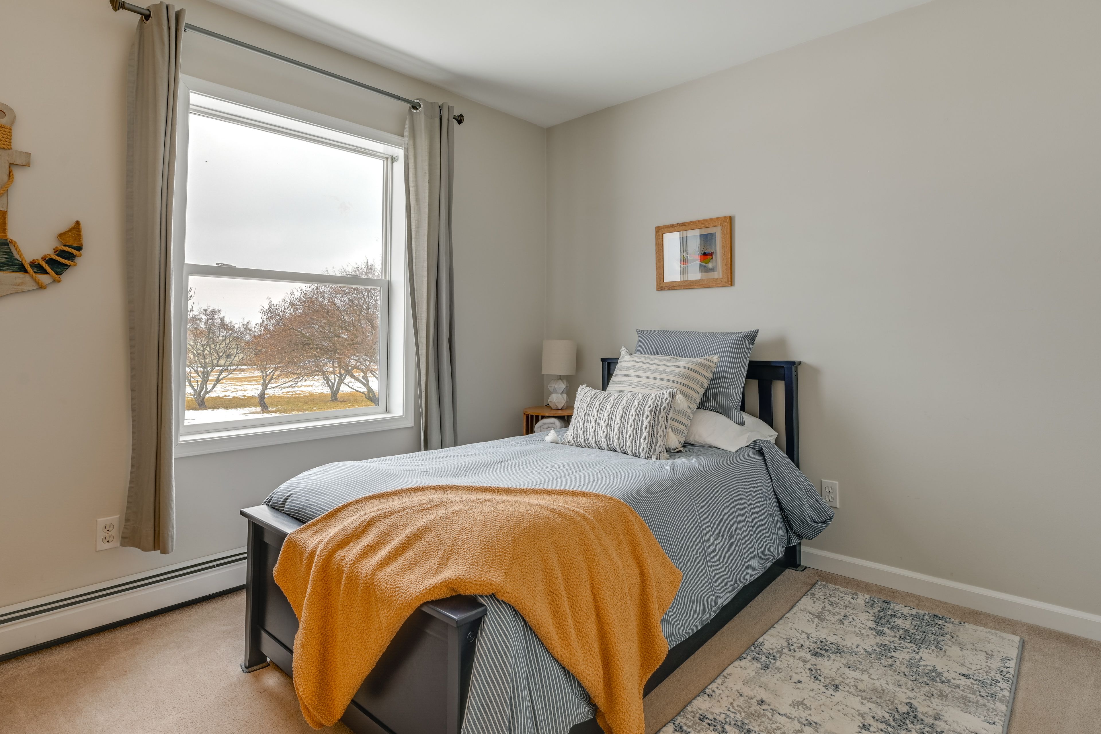 Bedroom 3 | Twin Bed w/ Twin Trundle