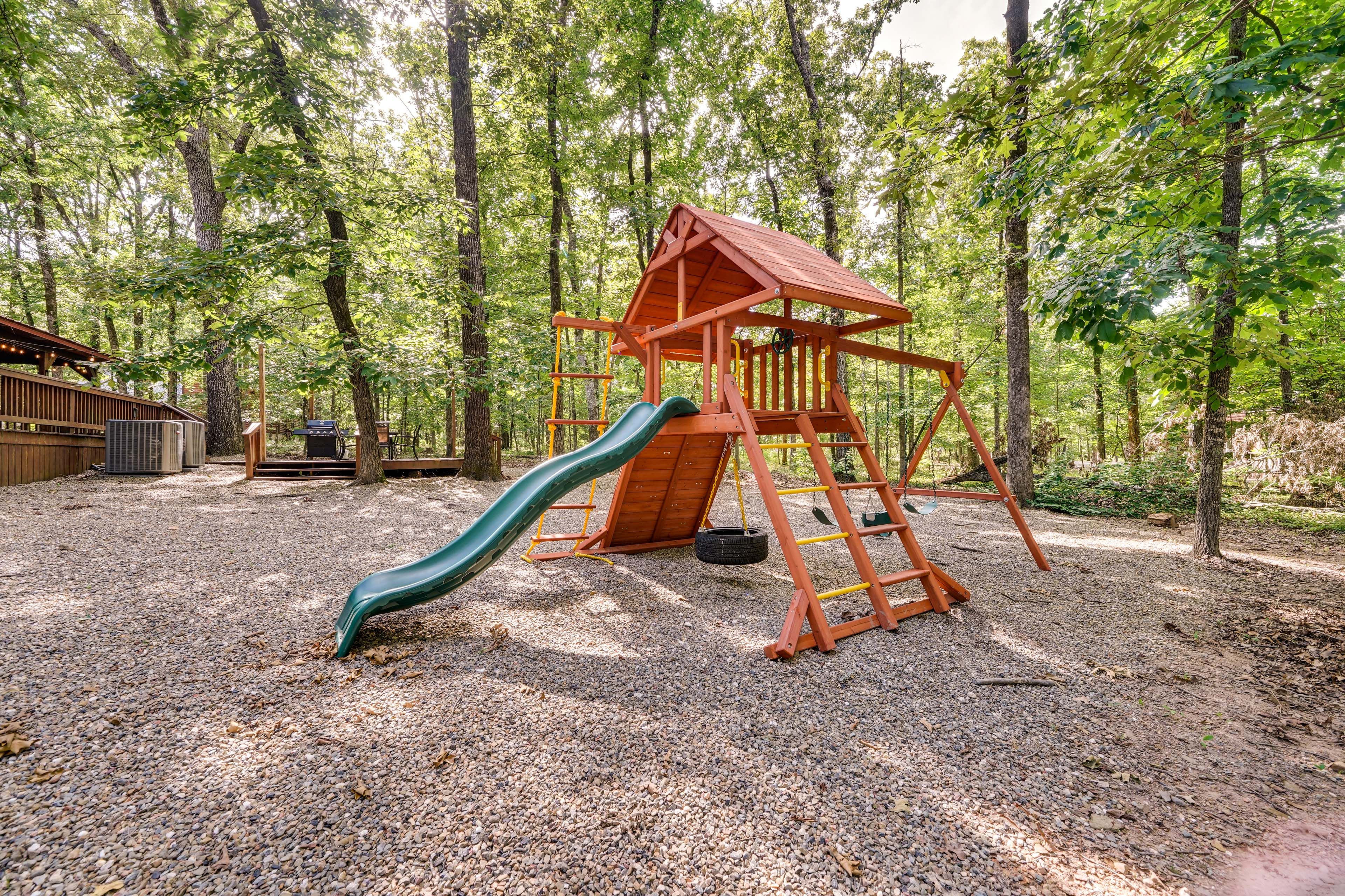 Backyard | Kids' Playset
