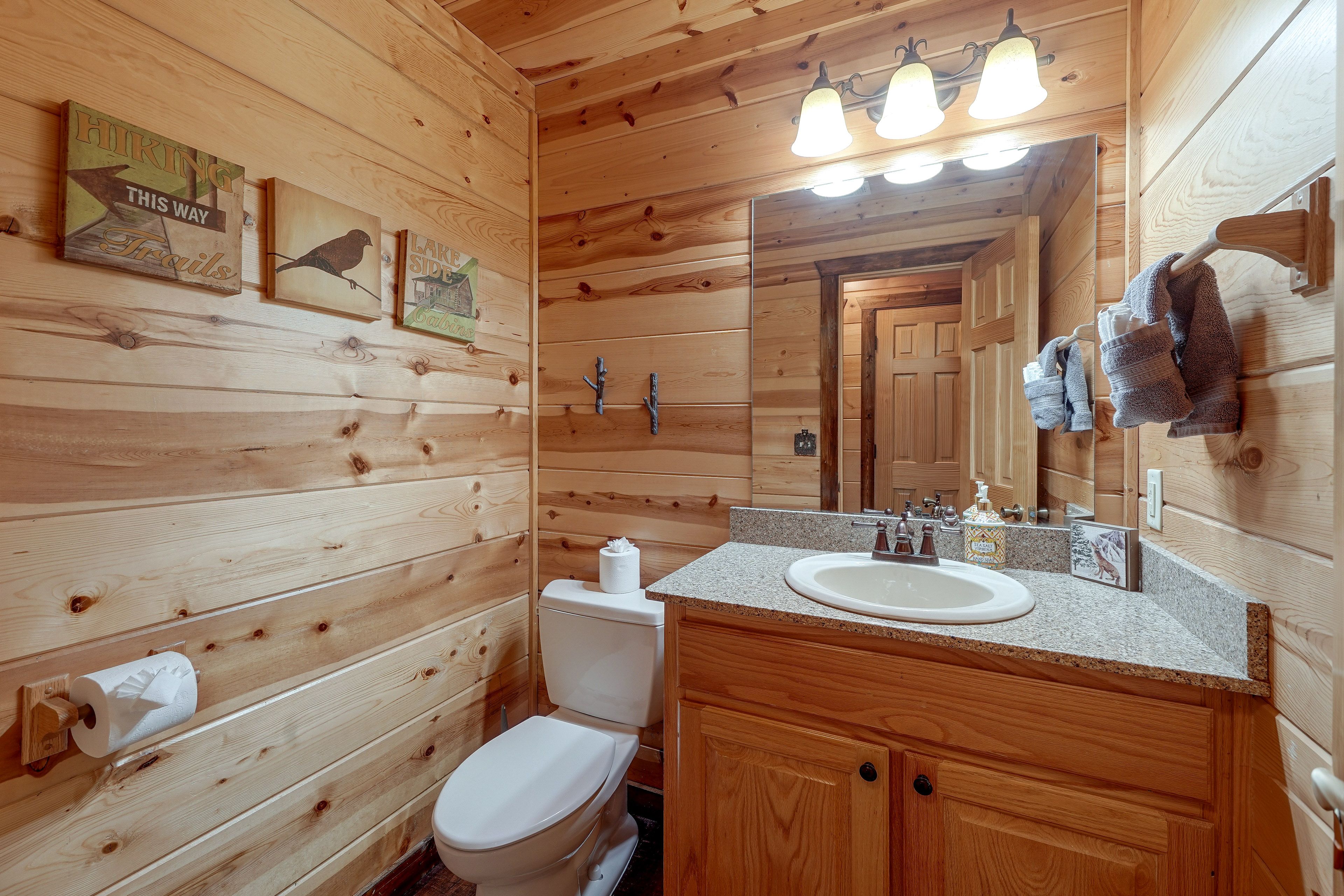 Half Bathroom | 1st Floor