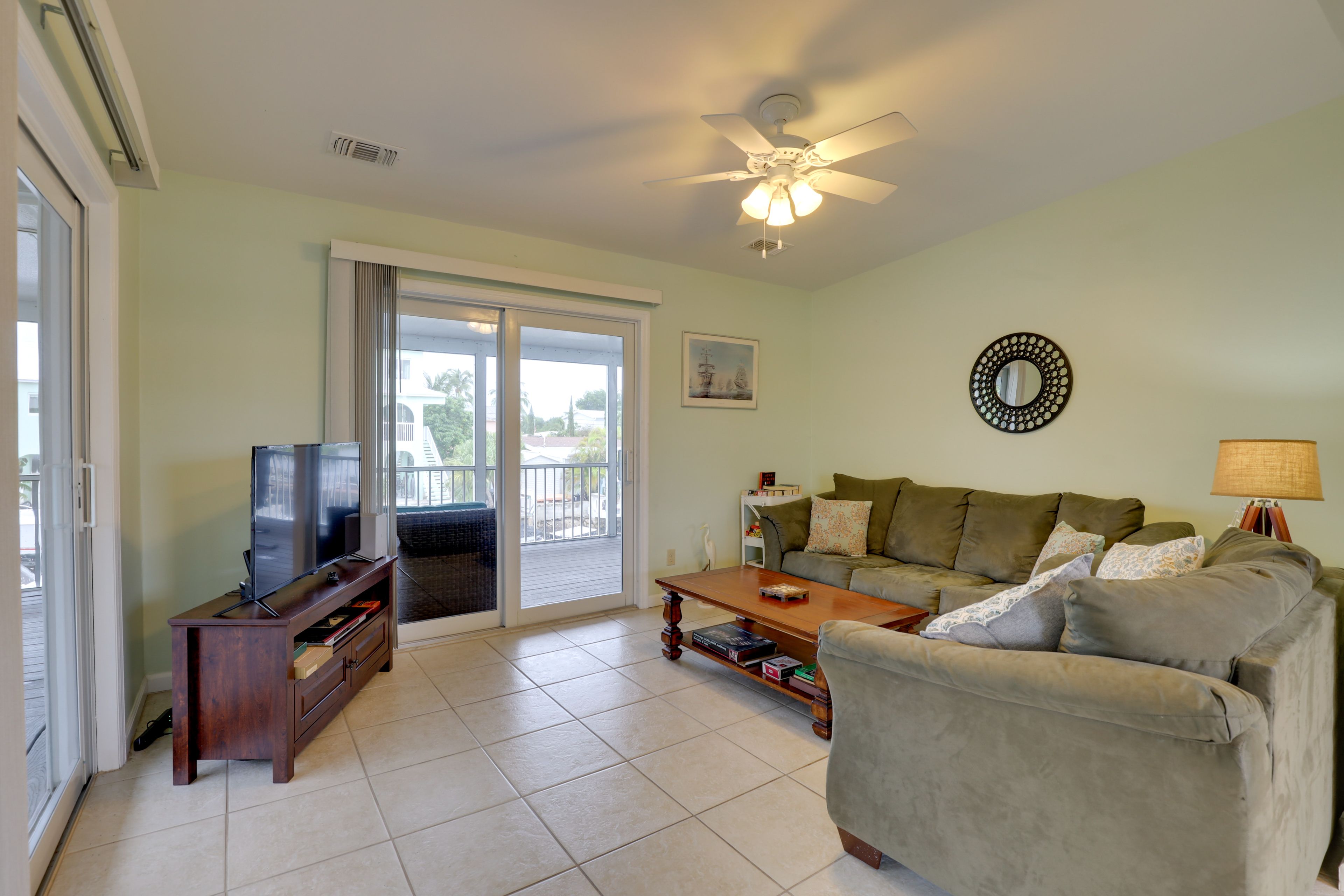 Living Room | Smart TV | Sleeper Sofa | Single-Story Home