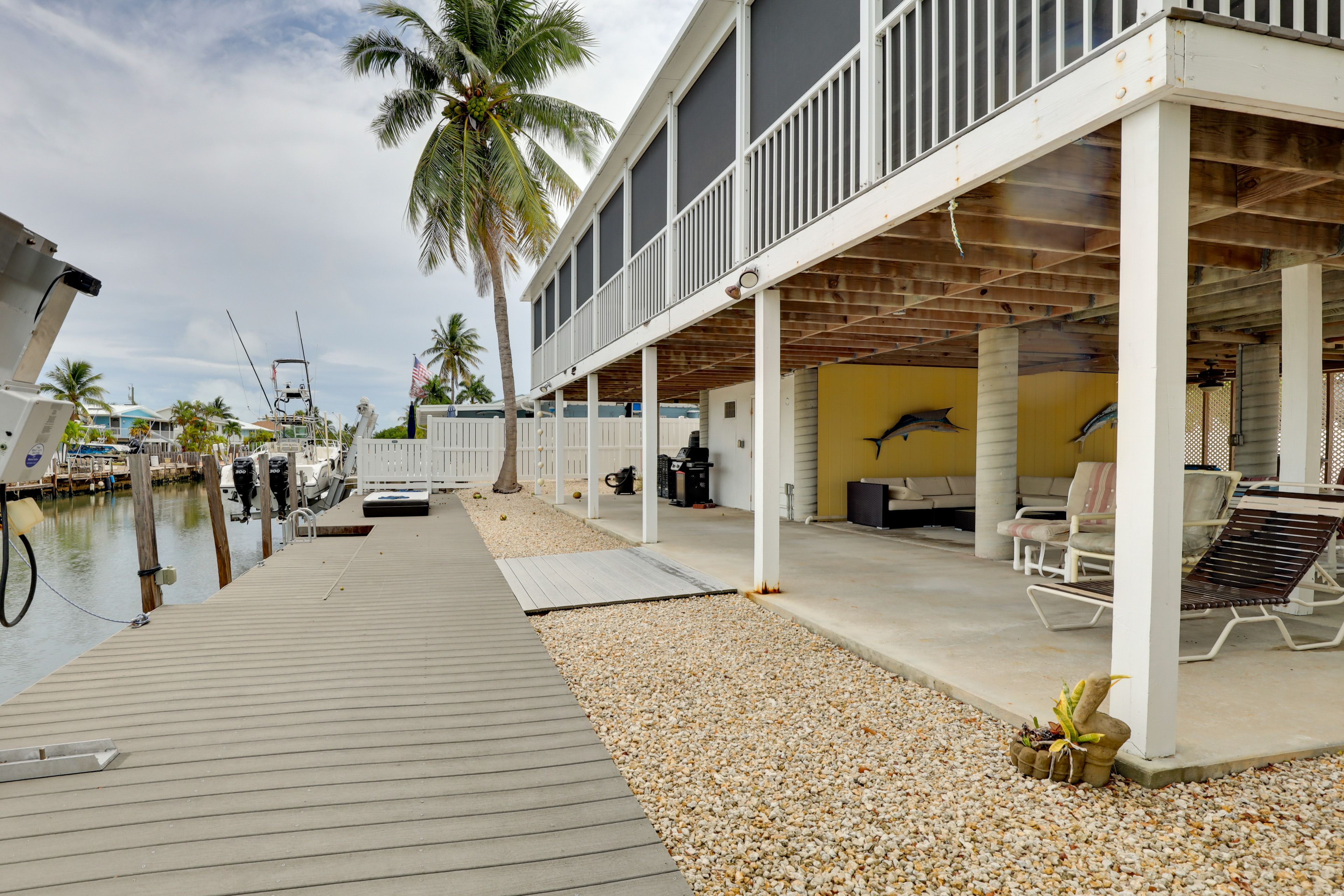 Covered Patio | Dock