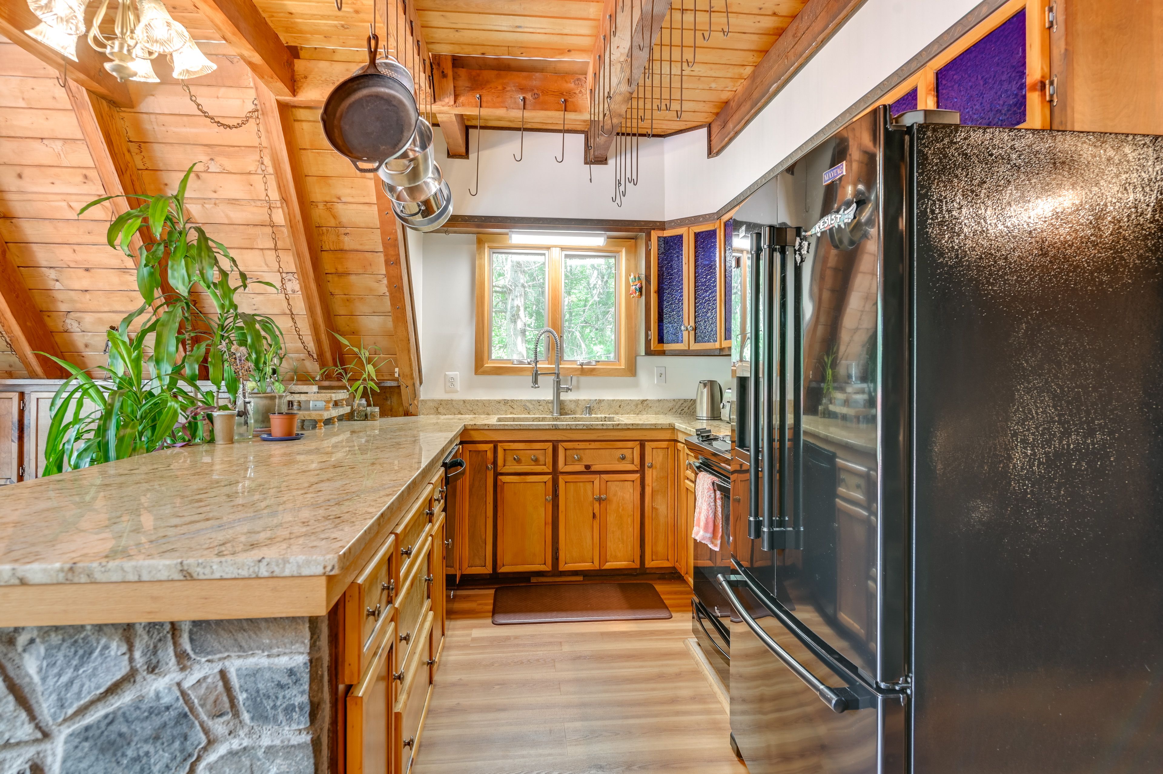 Kitchen | Main Level | Dishwasher