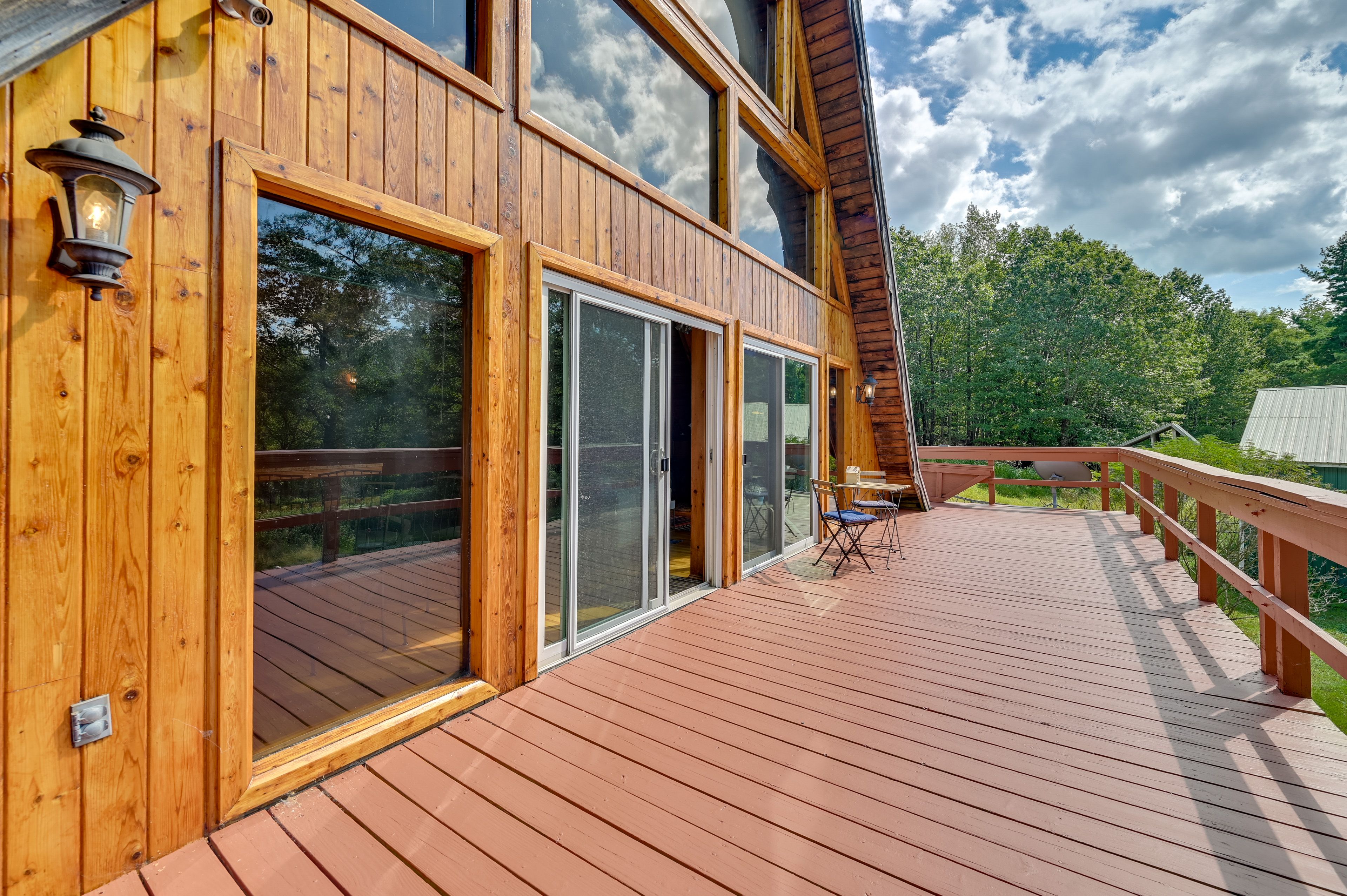 Property Exterior | Deck