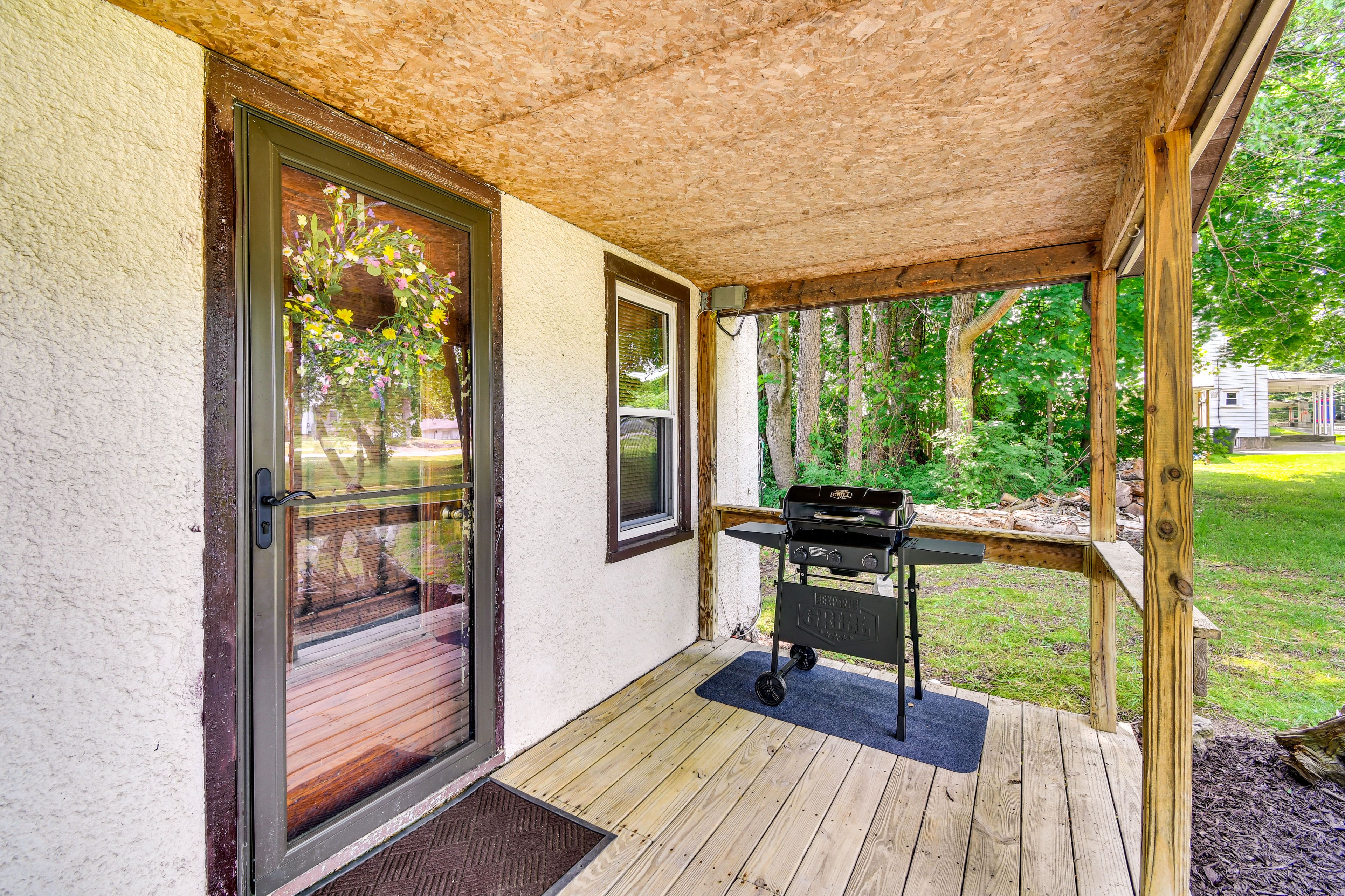 Covered Porch w/ Seating | Gas Grill | River Views