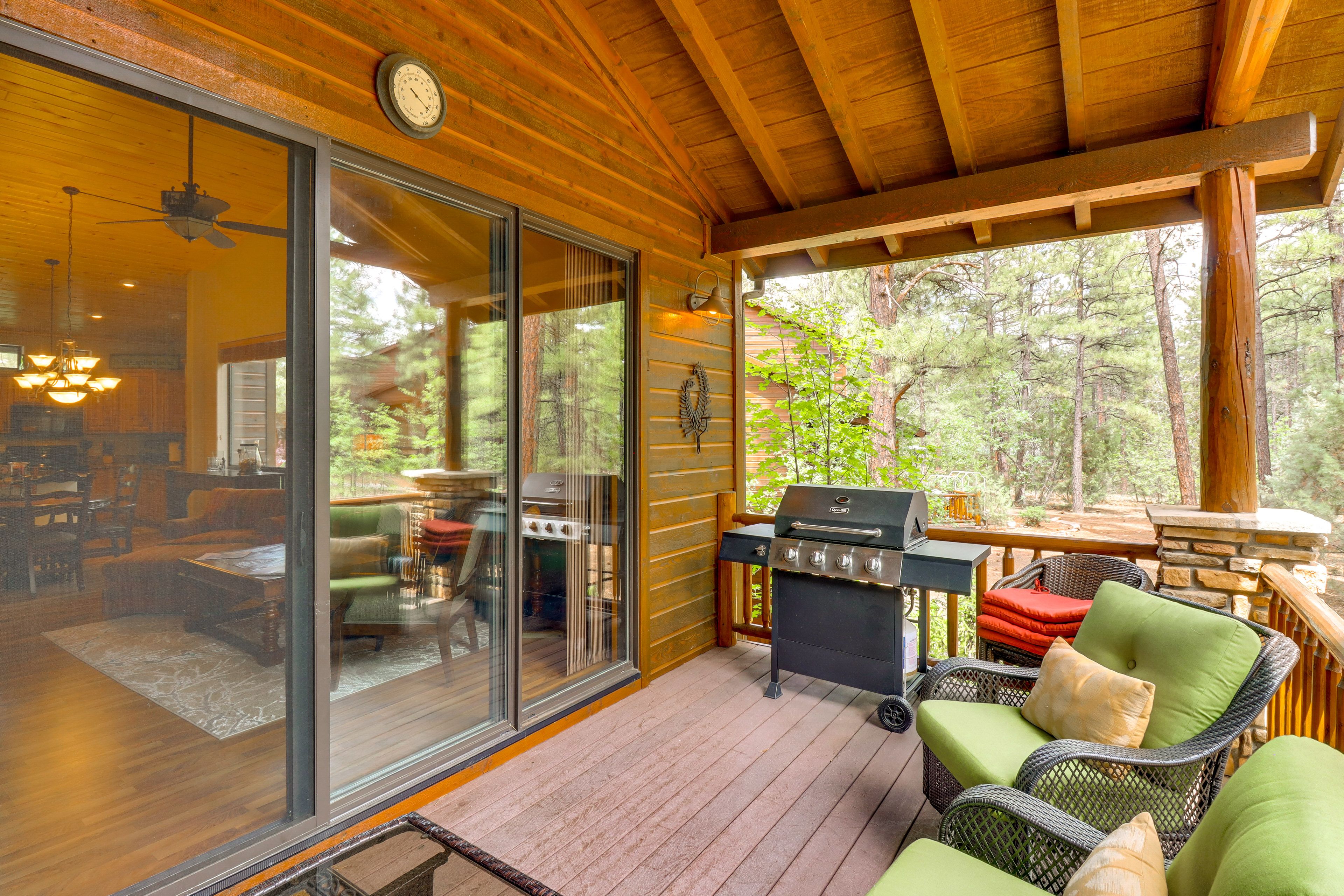 Private Deck | Gas Grill