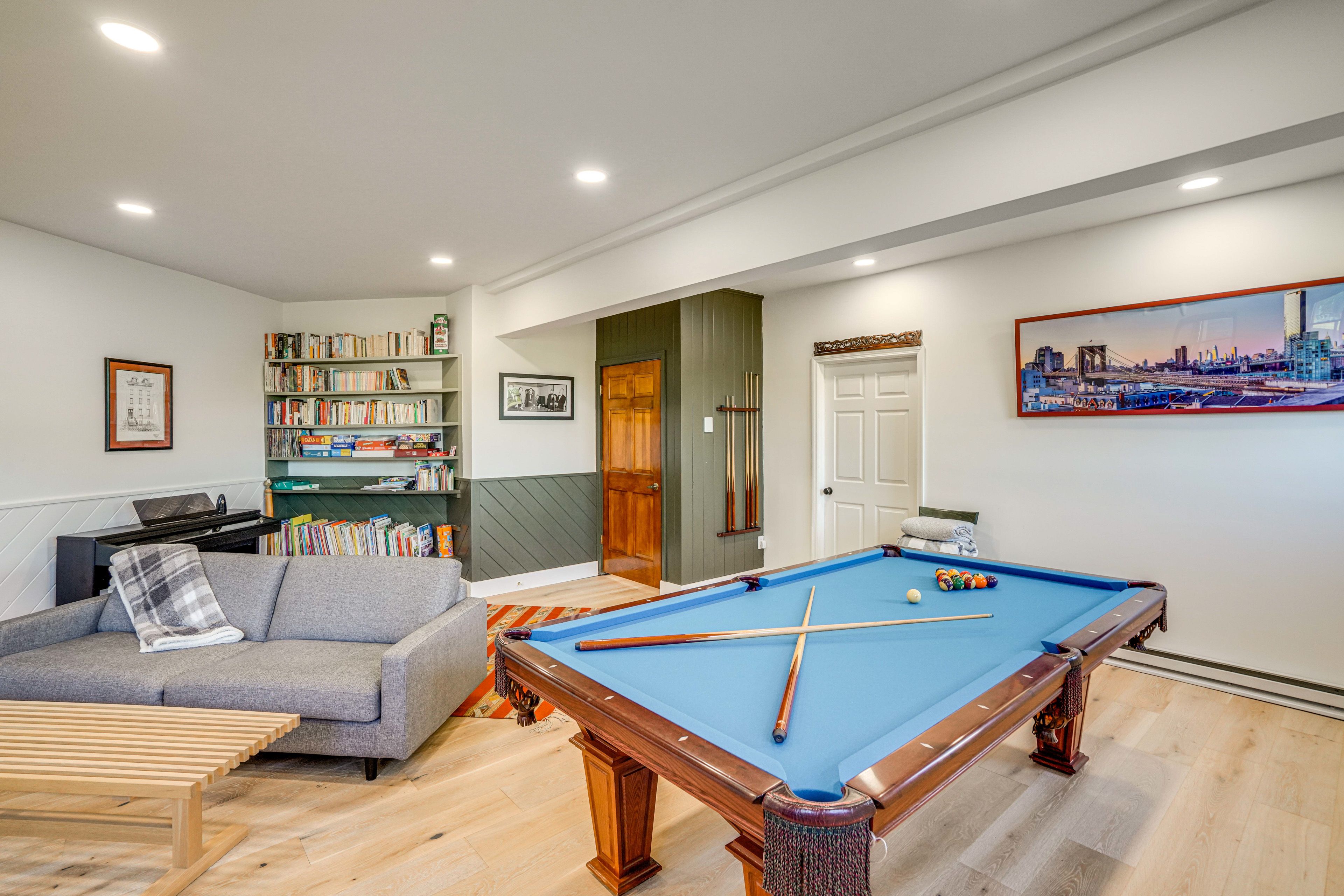 Den | 65" Smart TV | Piano | Lower Floor