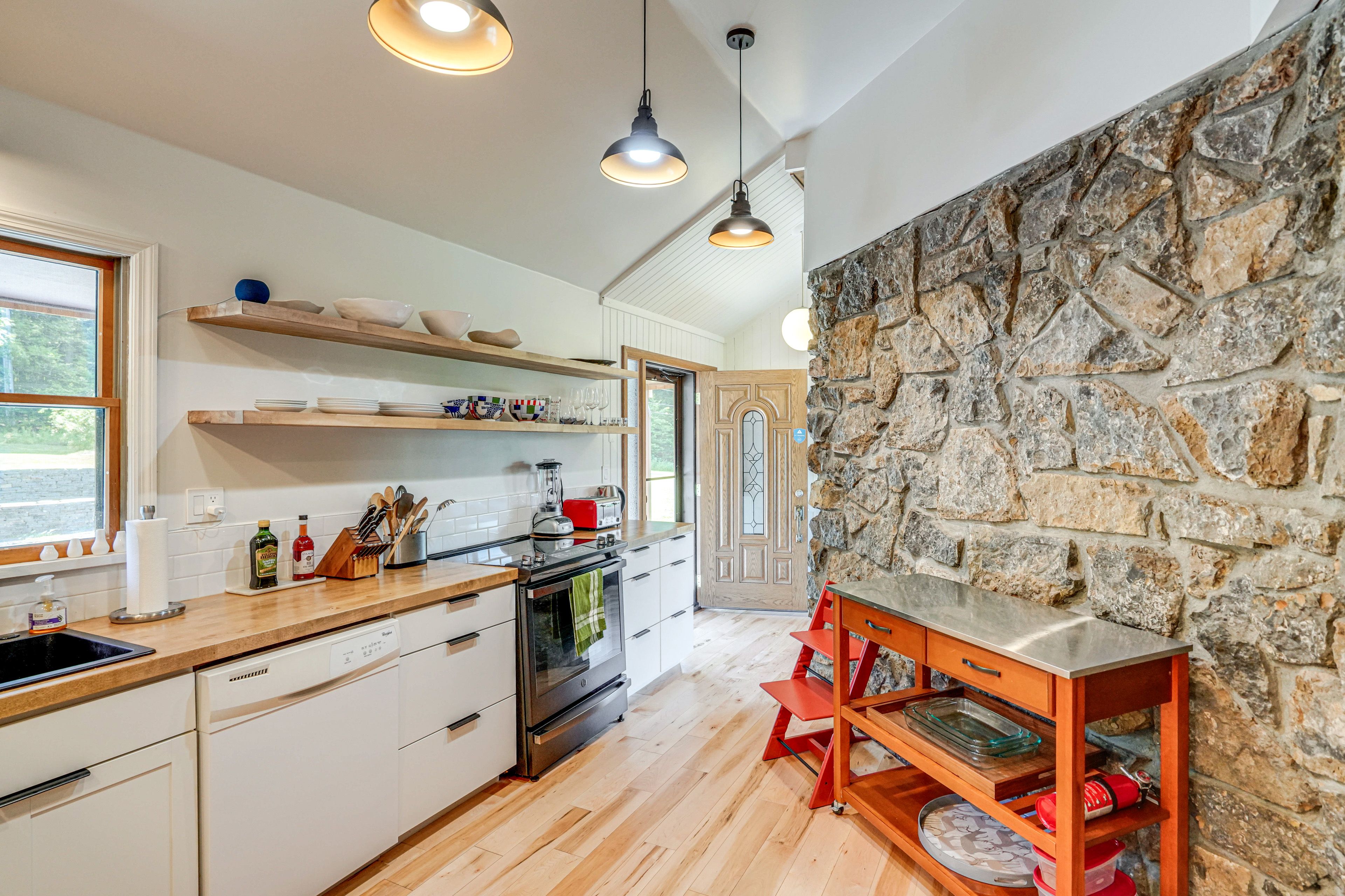 Kitchen | Air Fryer | Food Processor | Spices | Main Floor