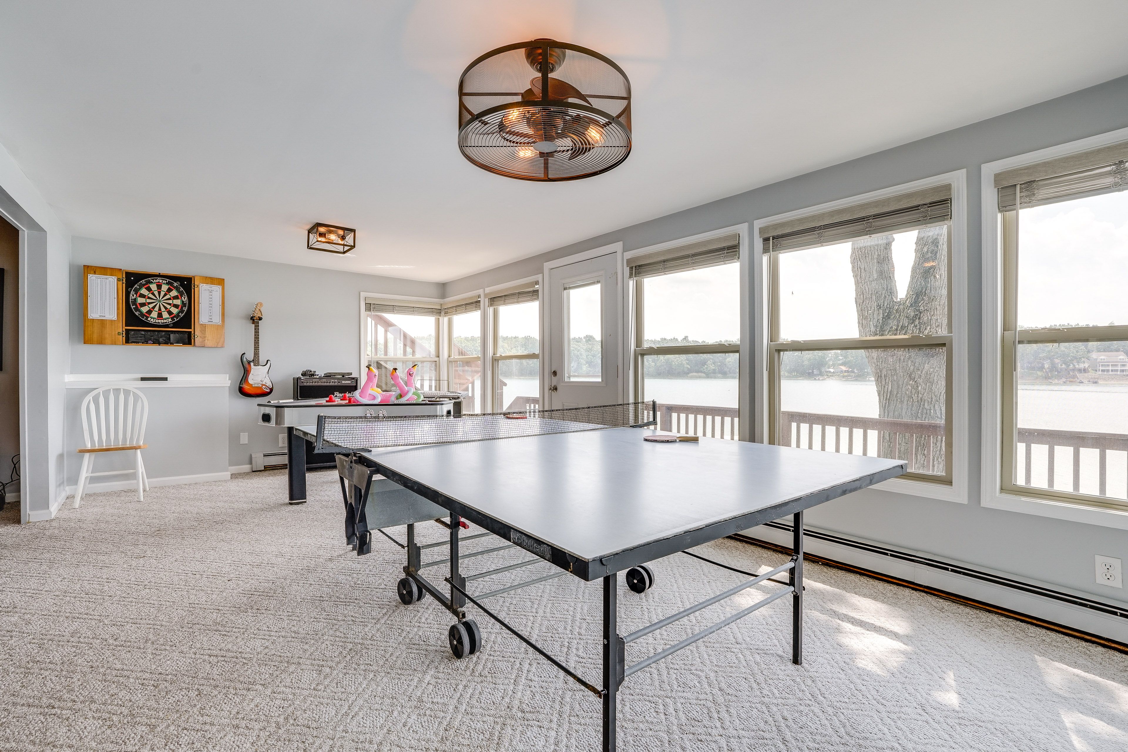 Game Room | Lower Level | Air Hockey | Smart TV