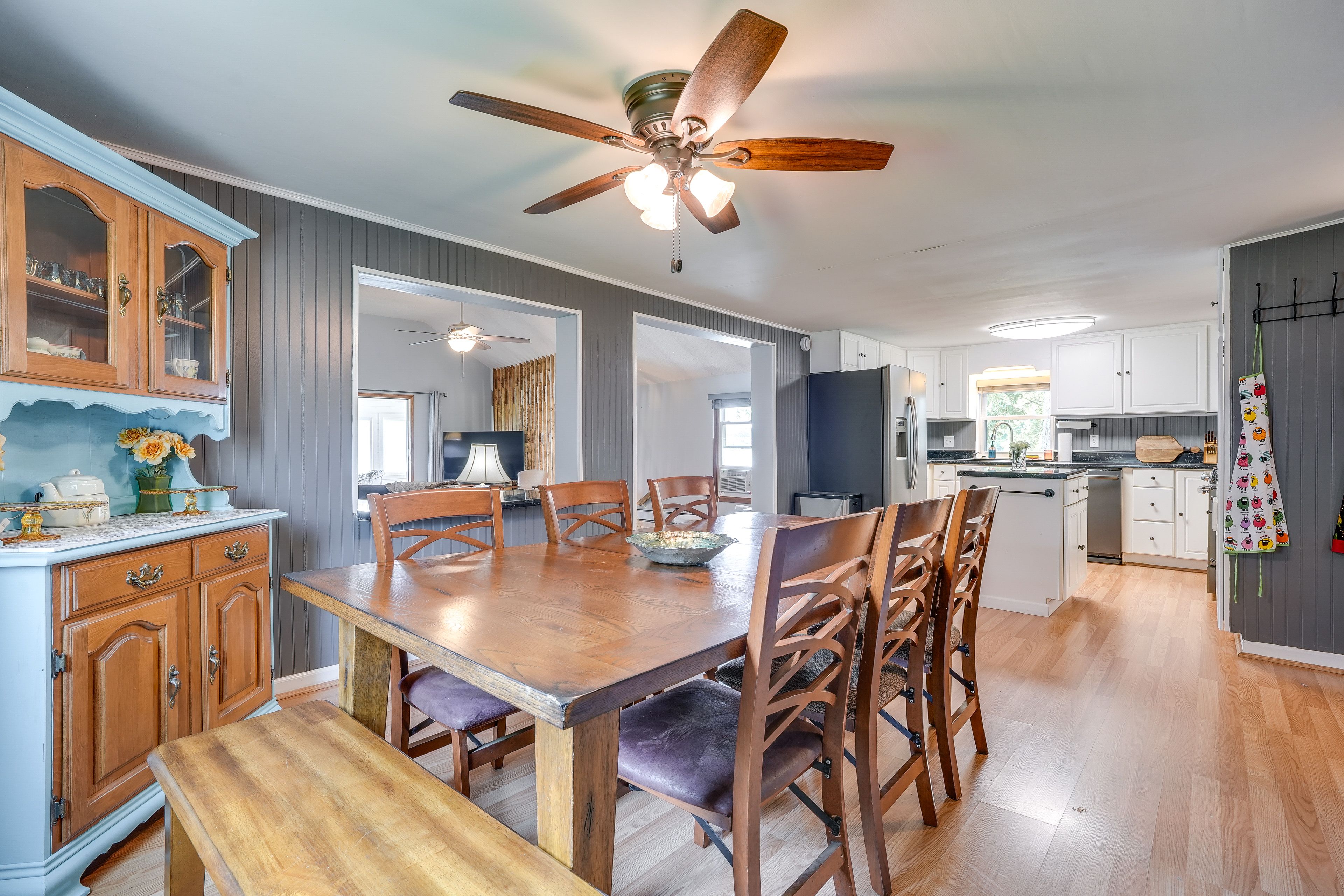 Dining Area | Main Level